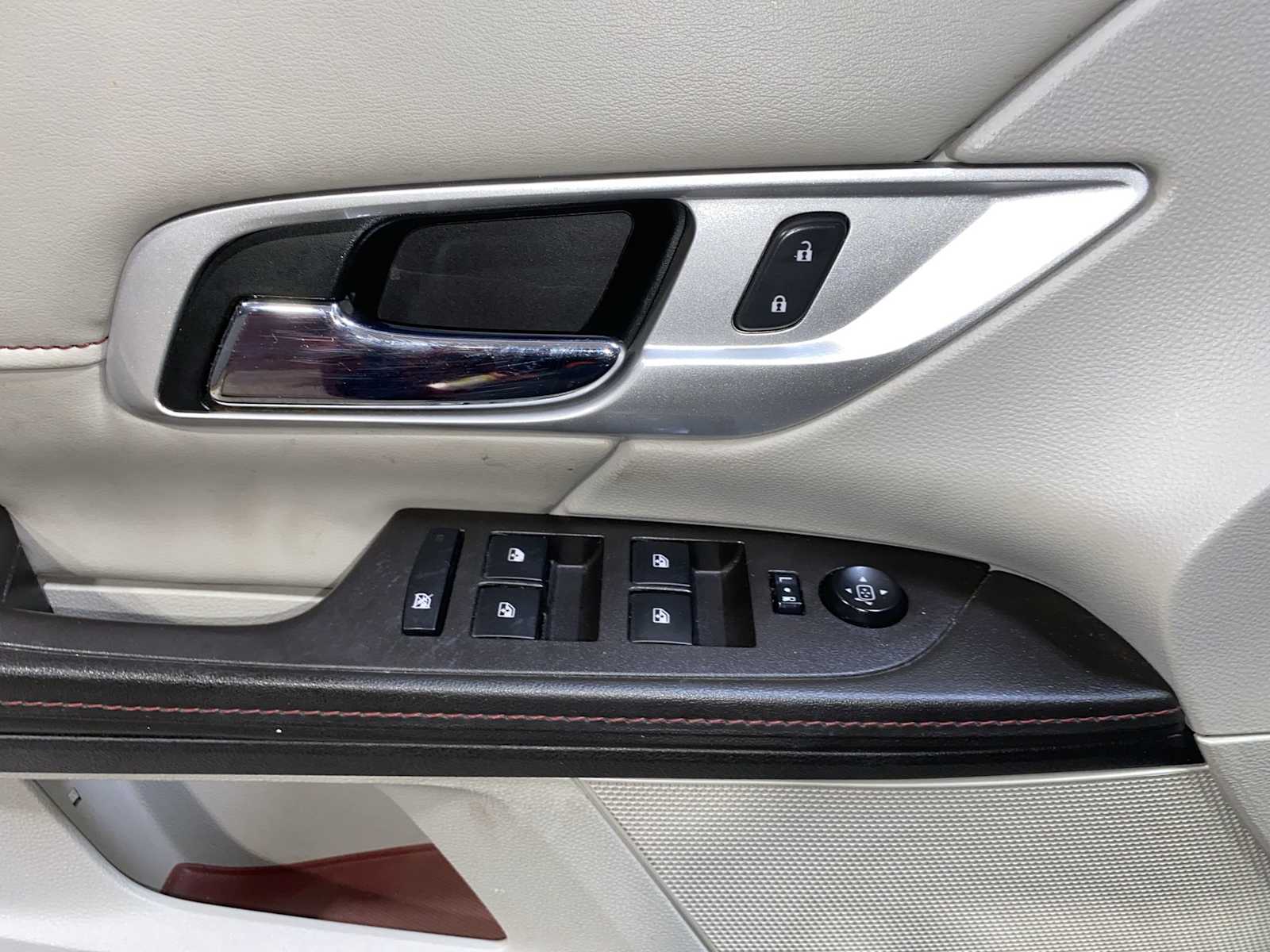 Thumbnail: 2014 GMC Terrain - 23