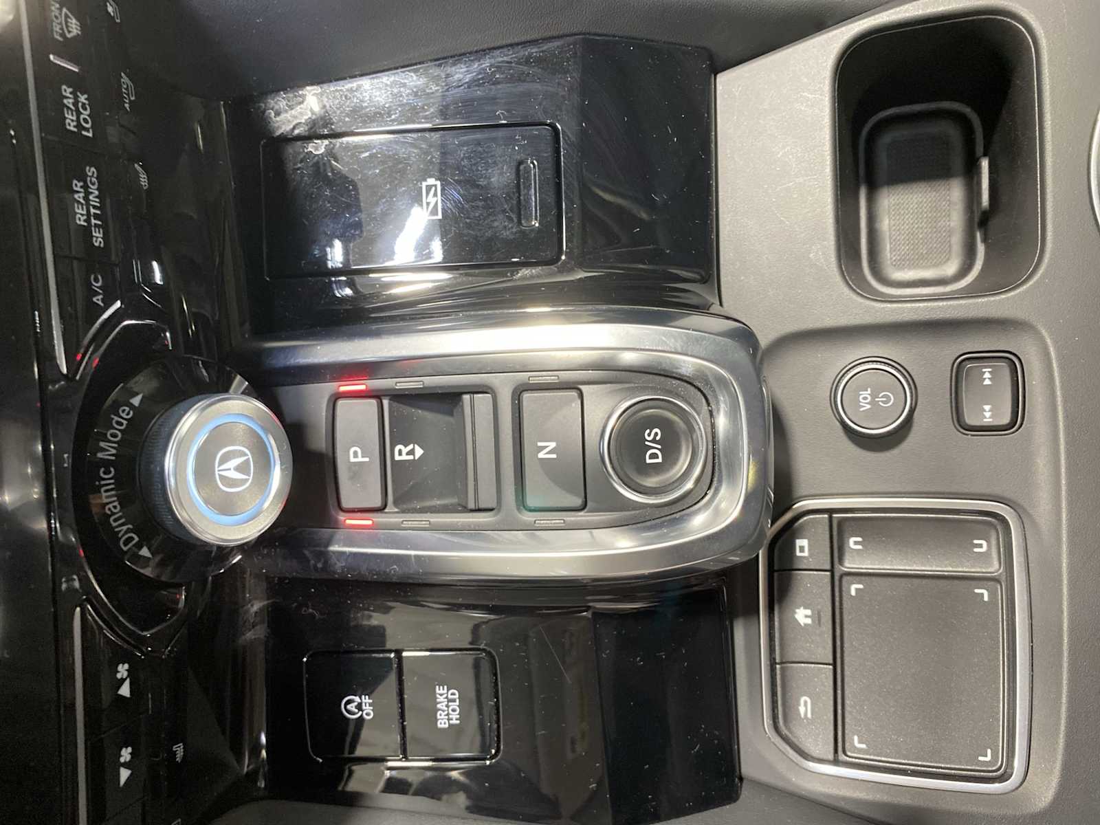 Thumbnail: 2023 Acura MDX - 17