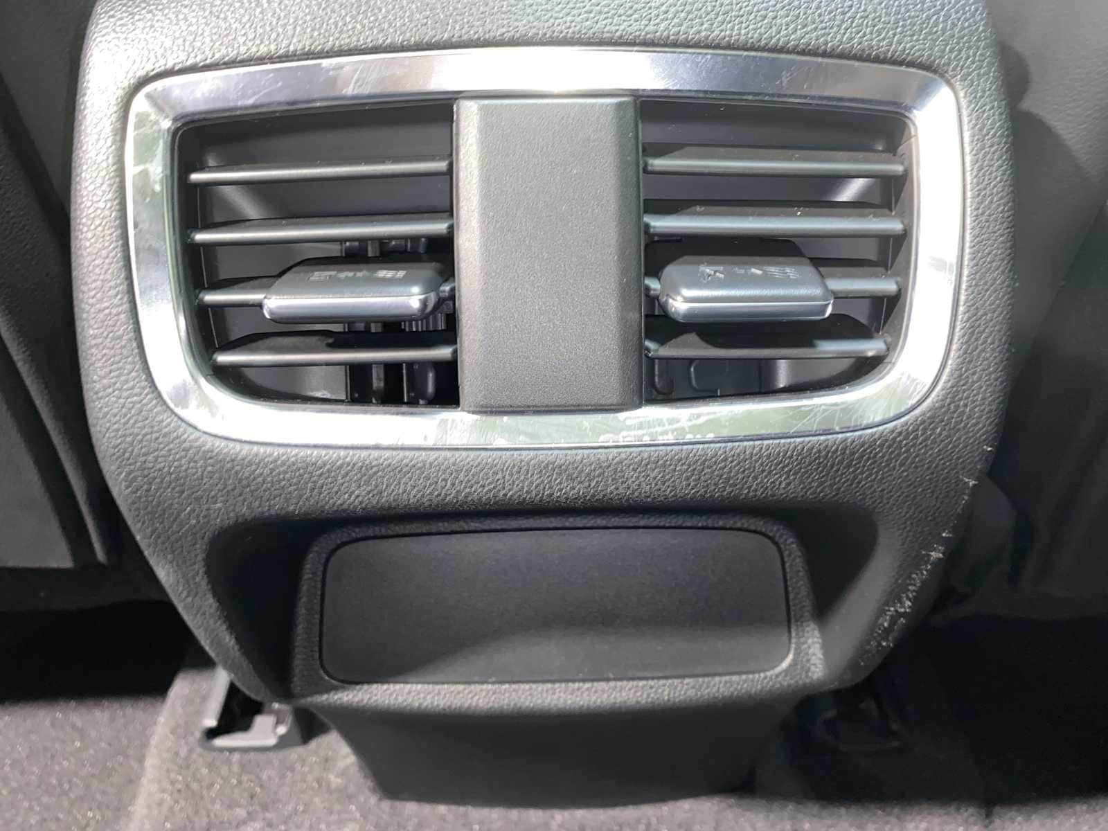 Thumbnail: 2024 Acura RDX - 25