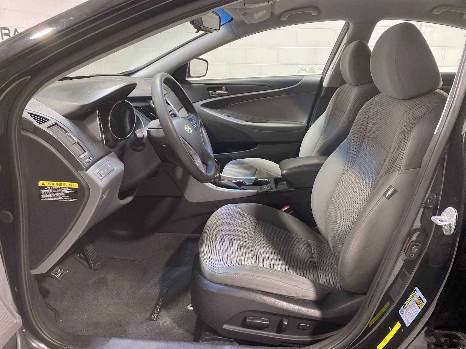 Thumbnail: 2013 Hyundai Sonata - 2