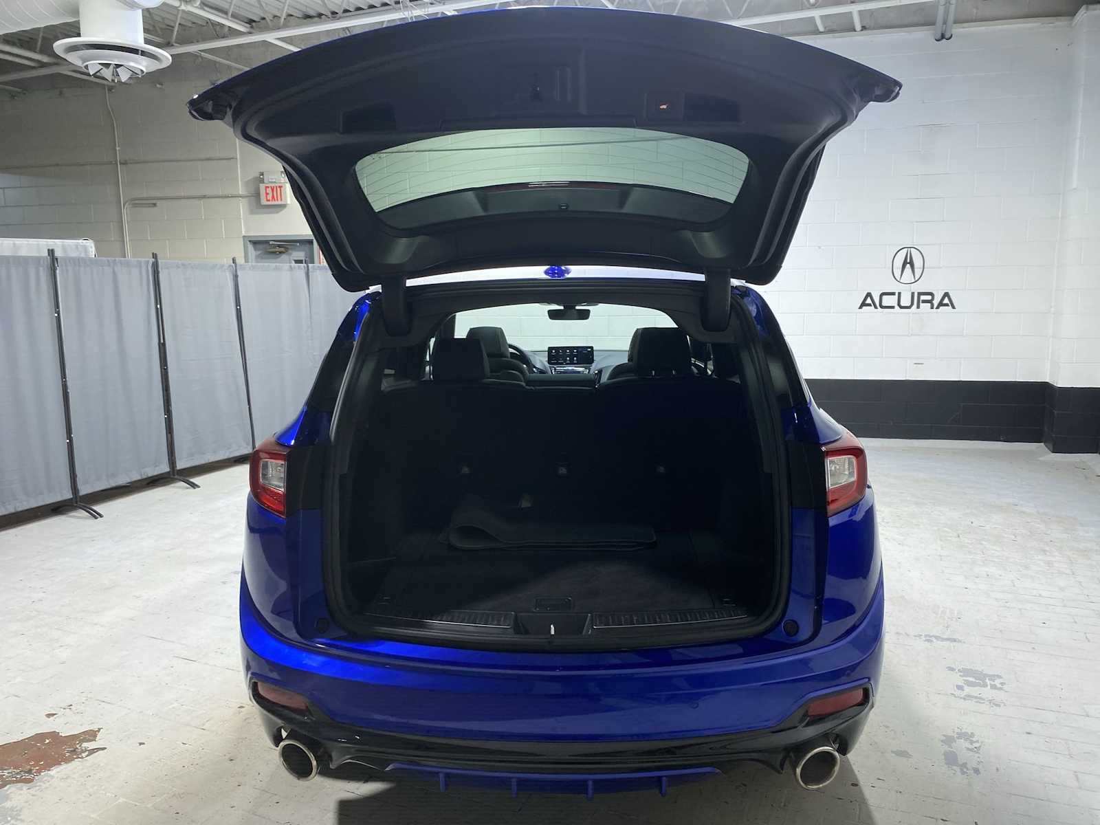 Thumbnail: 2025 Acura RDX - 19