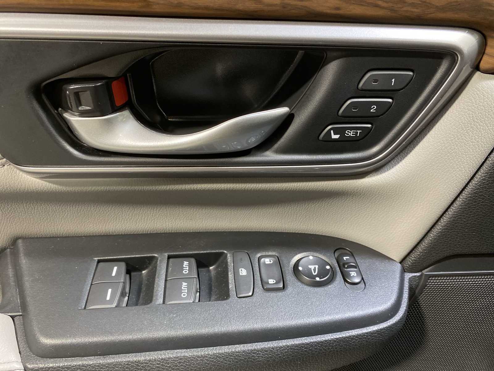 Thumbnail: 2020 Honda CR-V - 23