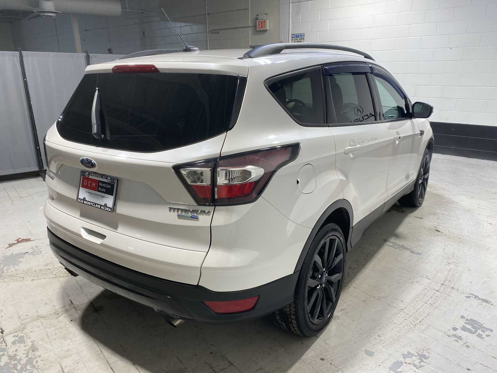 Thumbnail: 2017 Ford Escape - 25