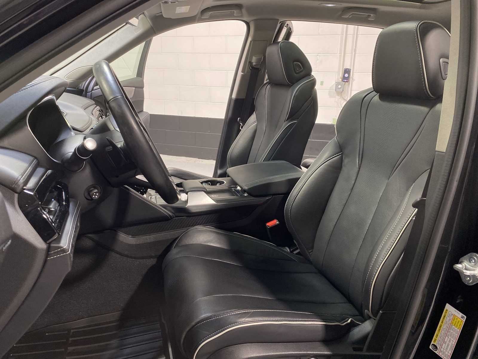 Thumbnail: 2022 Acura MDX - 11