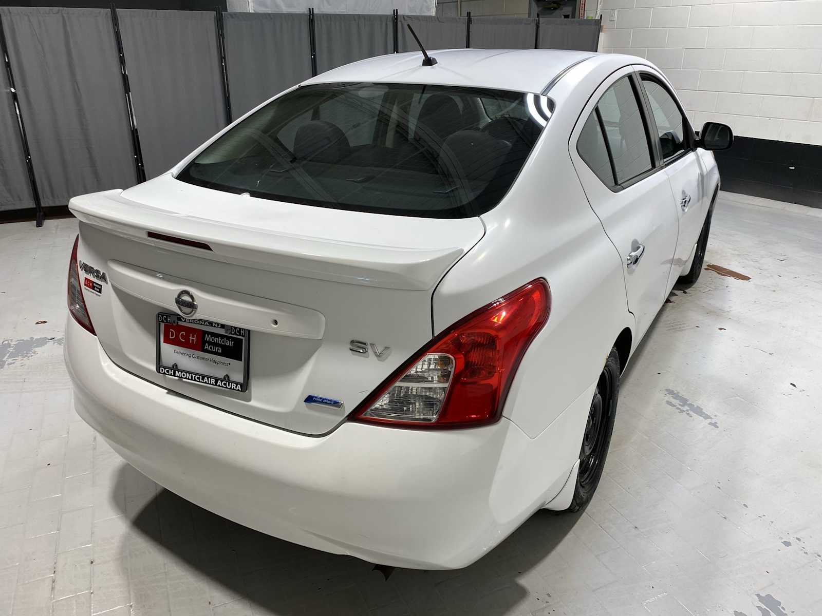 Thumbnail: 2013 Nissan Versa - 26