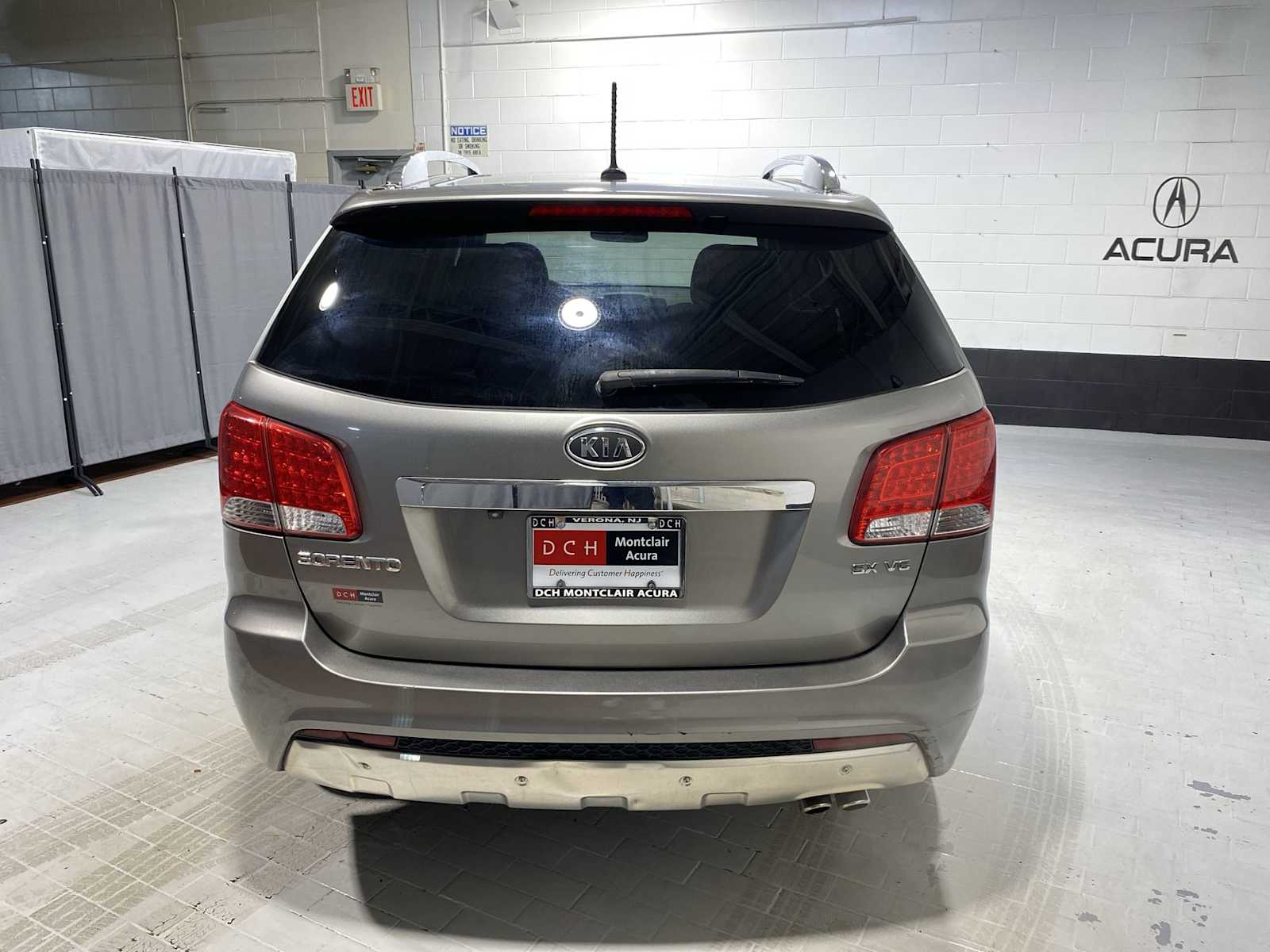 Thumbnail: 2011 Kia Sorento - 5