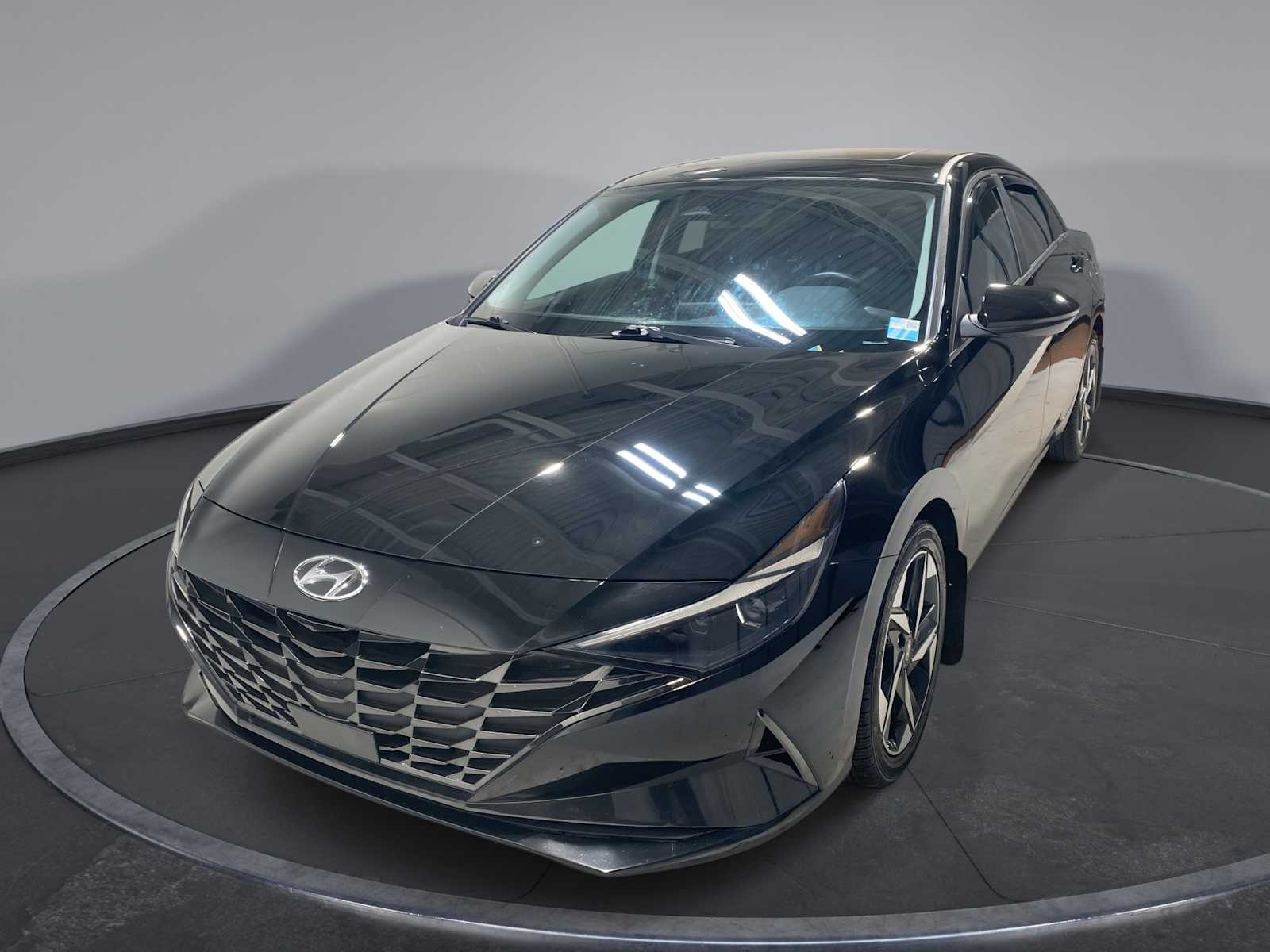 Thumbnail: 2023 Hyundai Elantra - 1