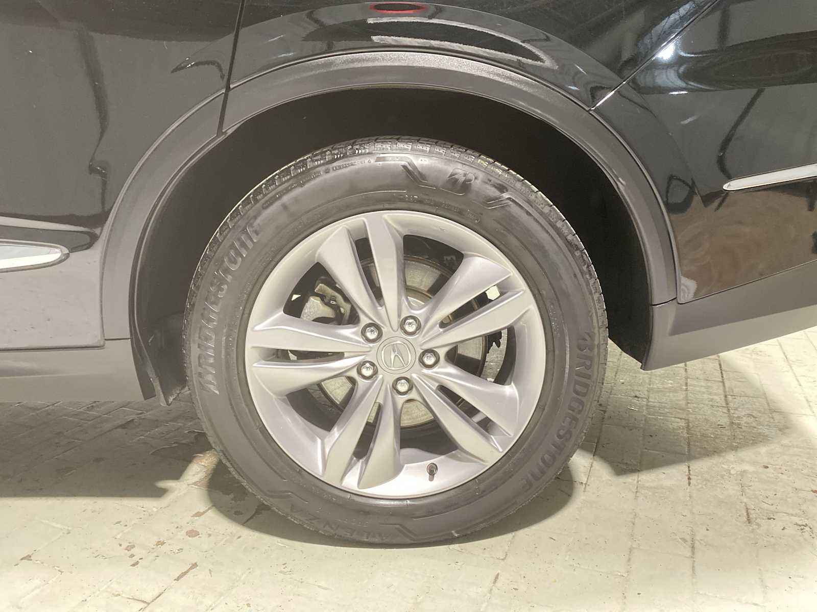 Thumbnail: 2023 Acura MDX - 8