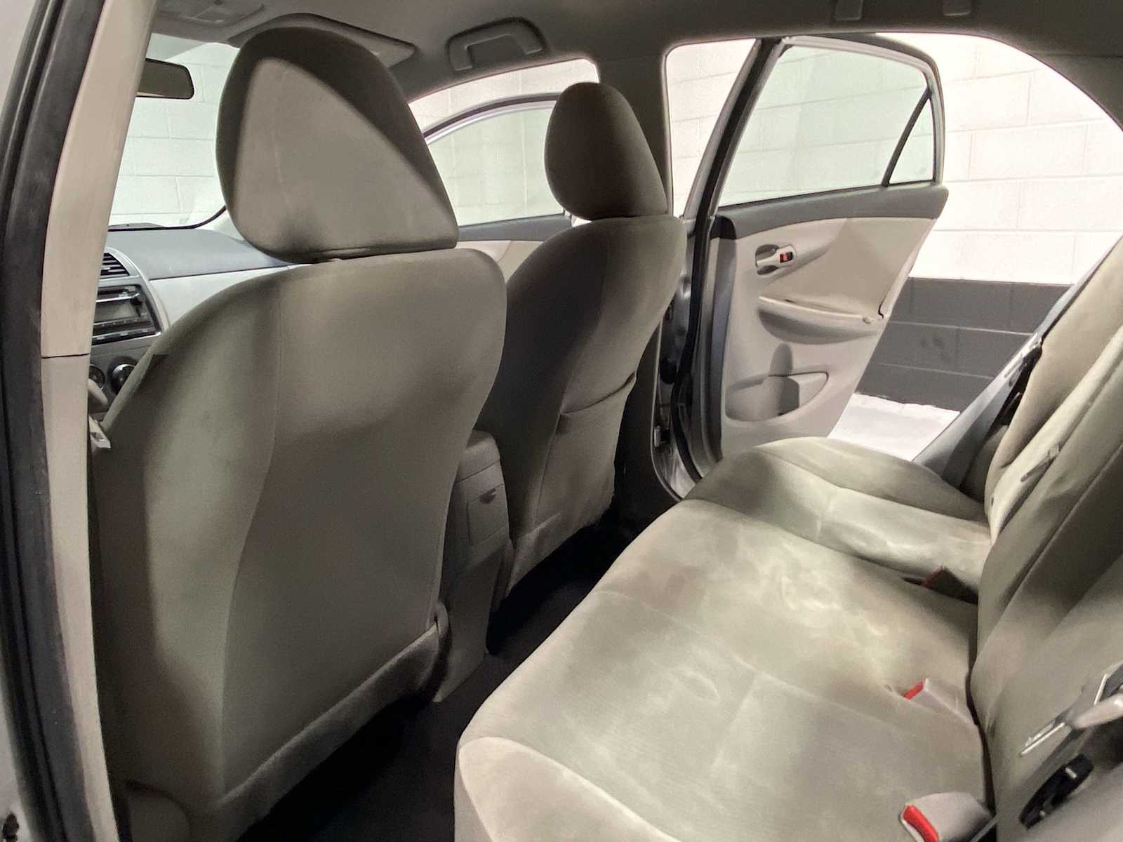 Thumbnail: 2012 Toyota Corolla - 12