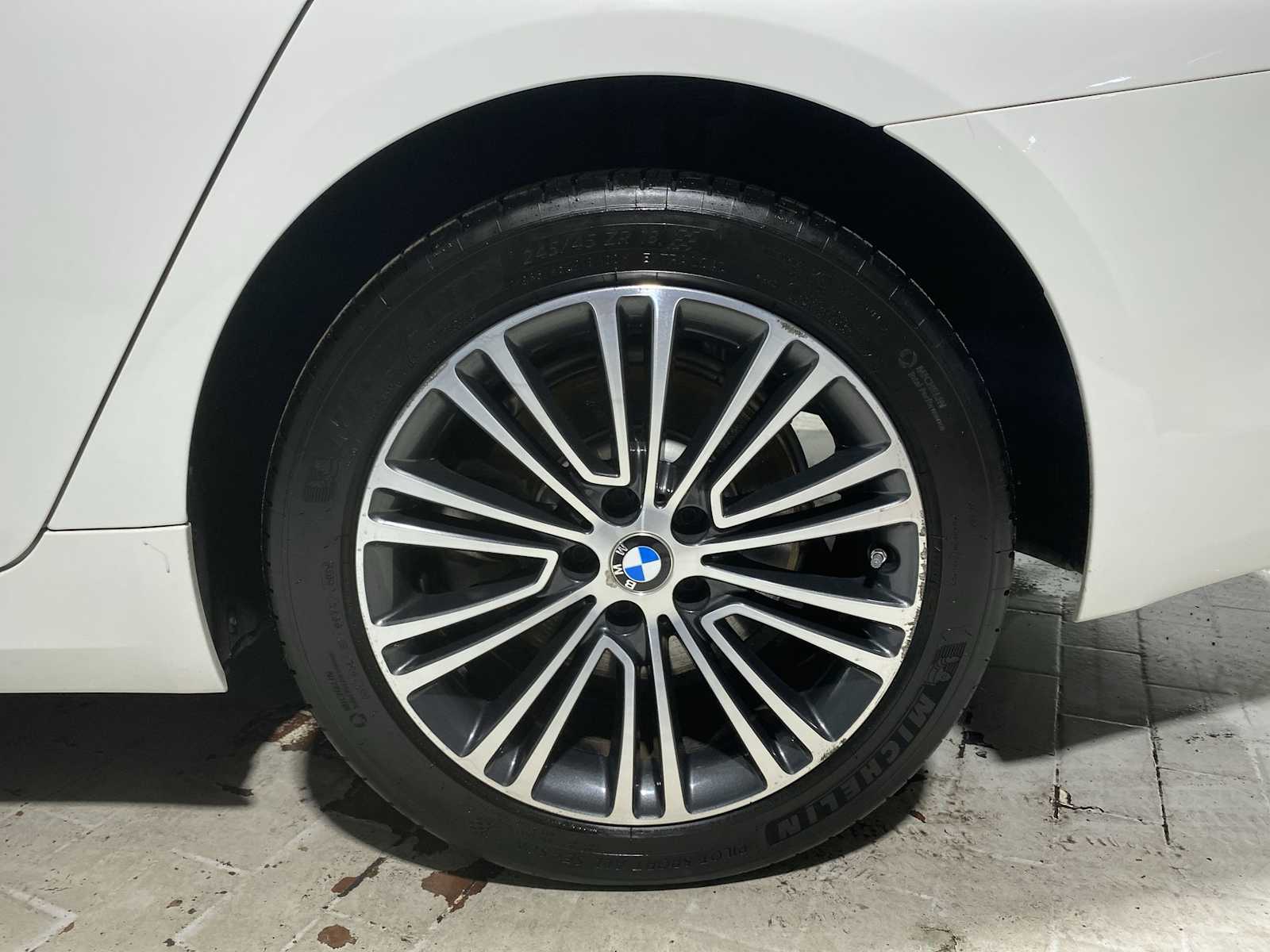 Thumbnail: 2020 BMW 5 Series - 8