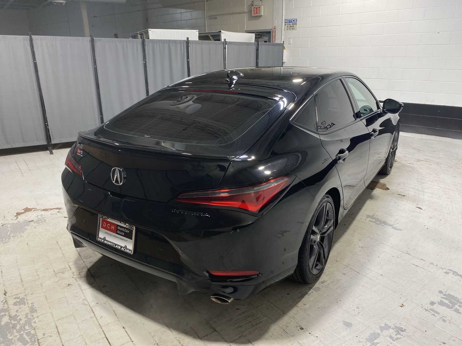 Thumbnail: 2023 Acura Integra - 26