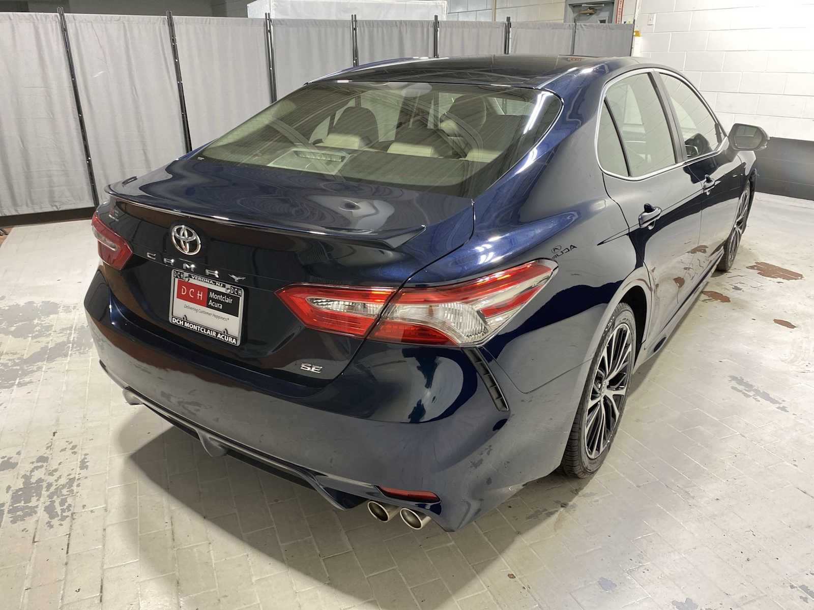 Thumbnail: 2018 Toyota Camry - 26