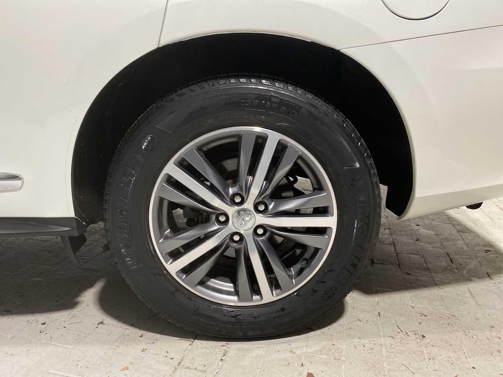 Thumbnail: 2020 INFINITI QX60 - 8