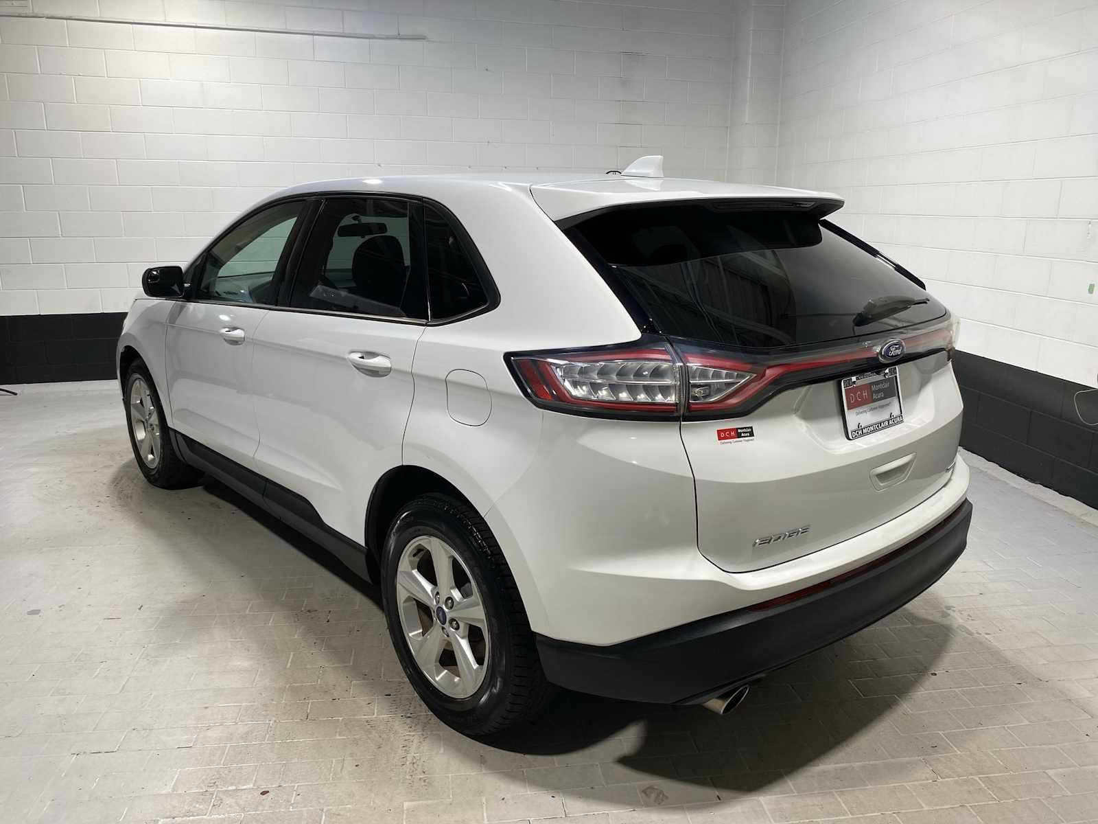 Thumbnail: 2016 Ford Edge - 4