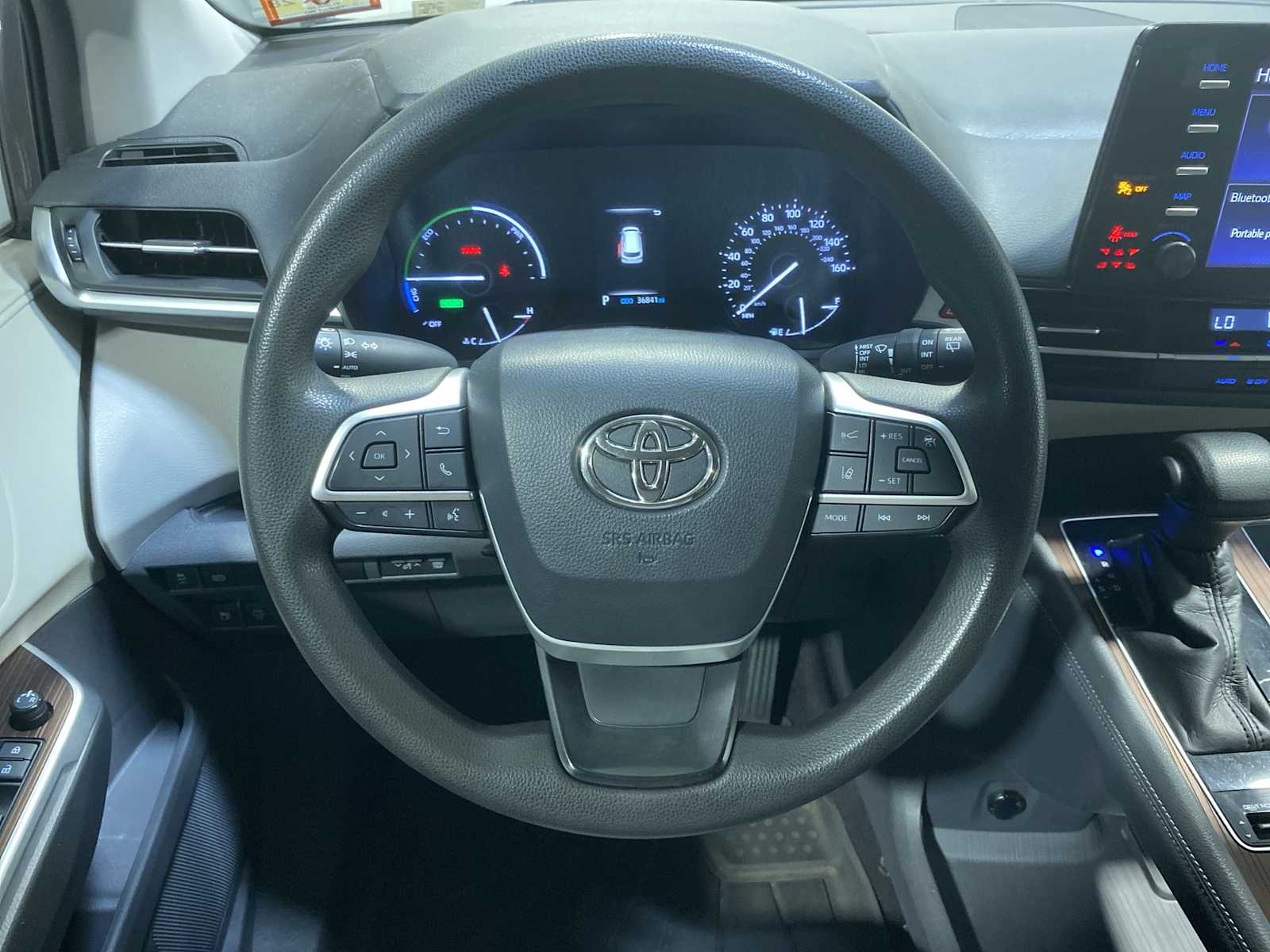 Thumbnail: 2021 Toyota Sienna - 15