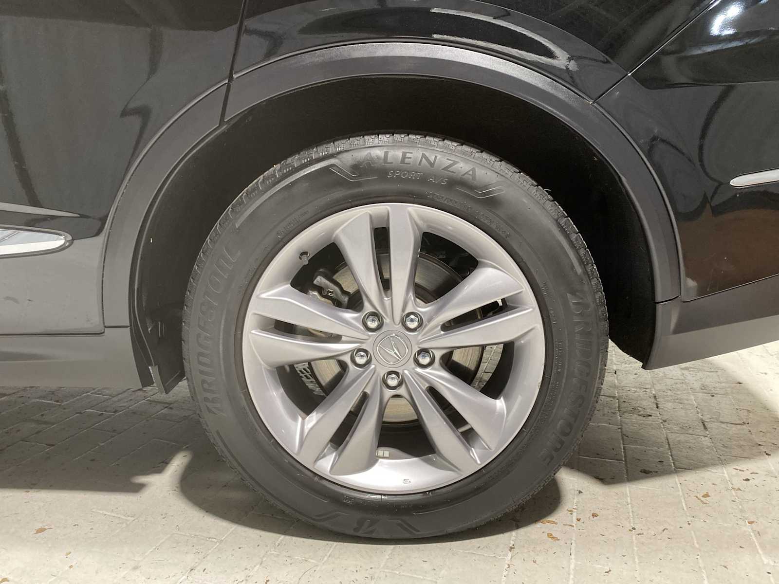 Thumbnail: 2023 Acura MDX - 8