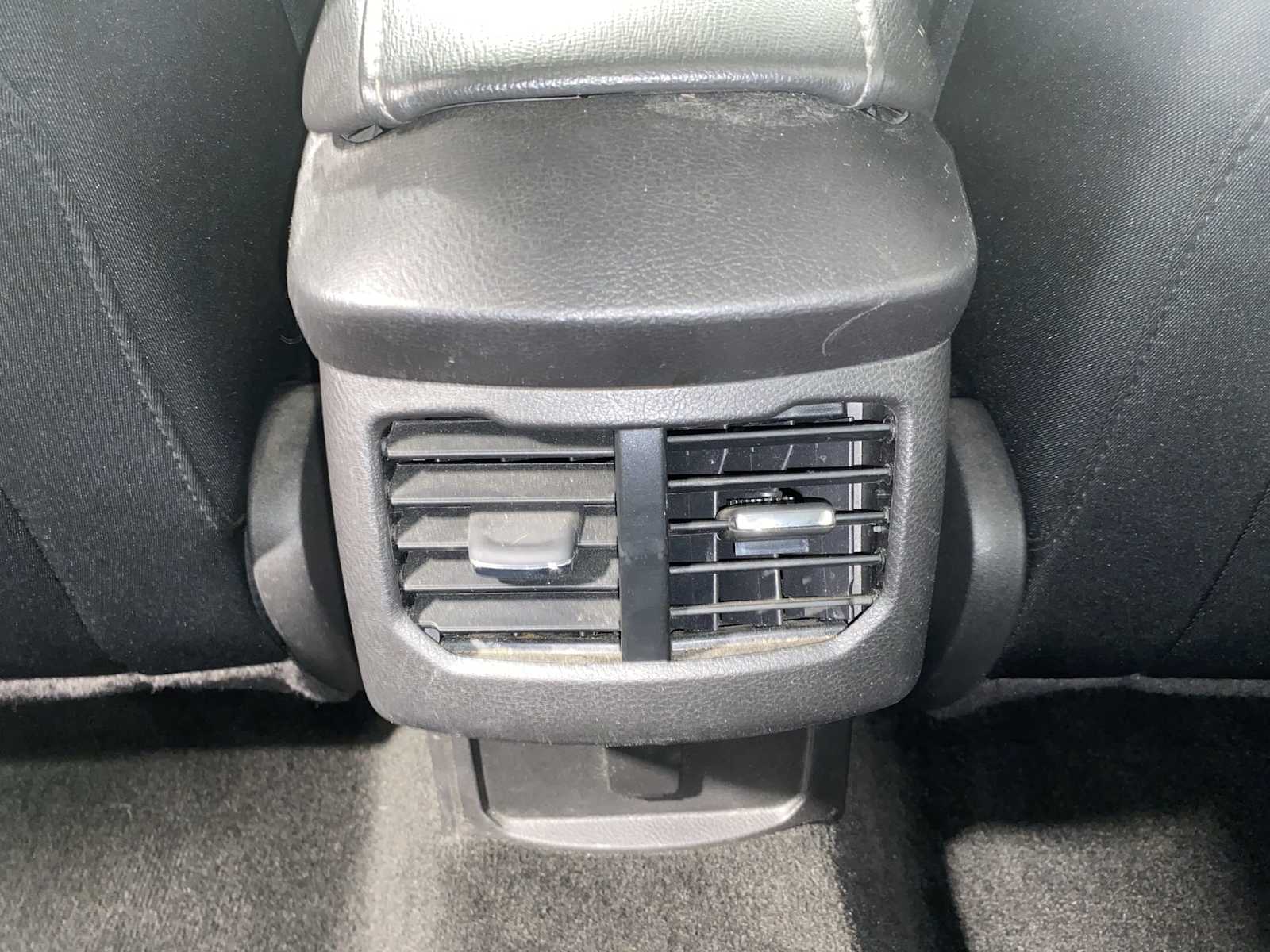 Thumbnail: 2014 Ford Fusion - 25