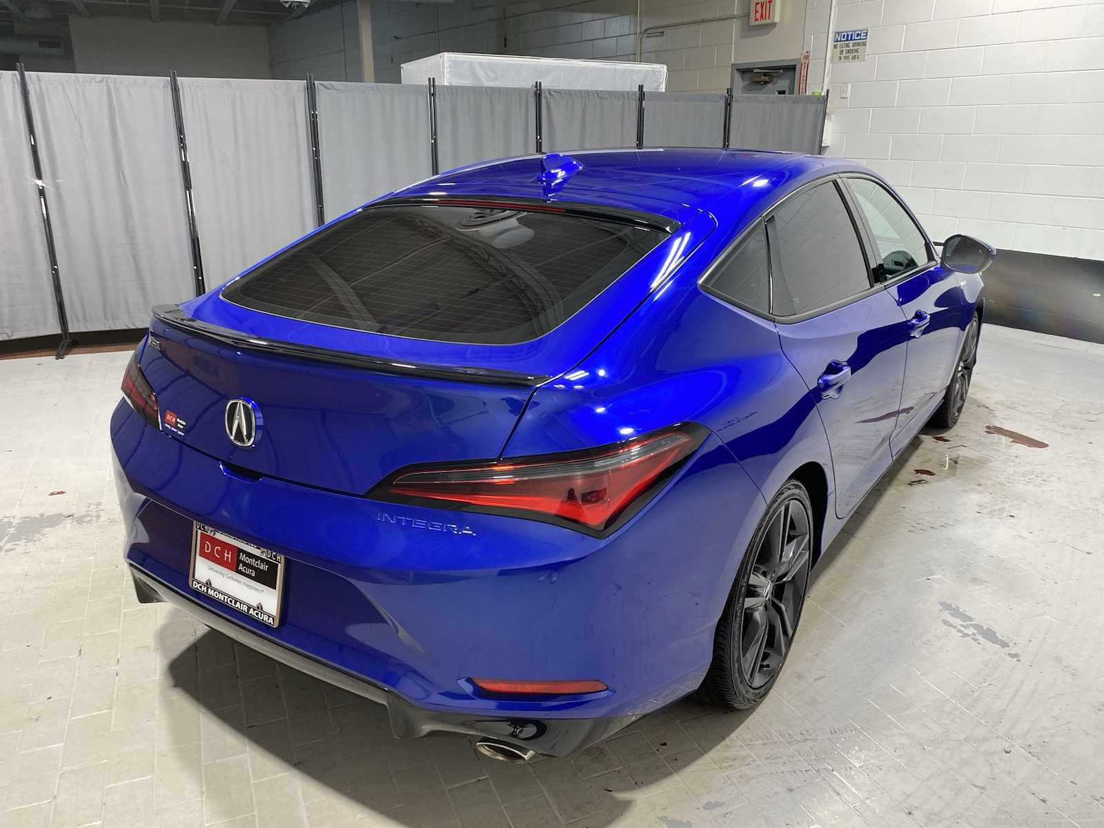 Thumbnail: 2023 Acura Integra - 26