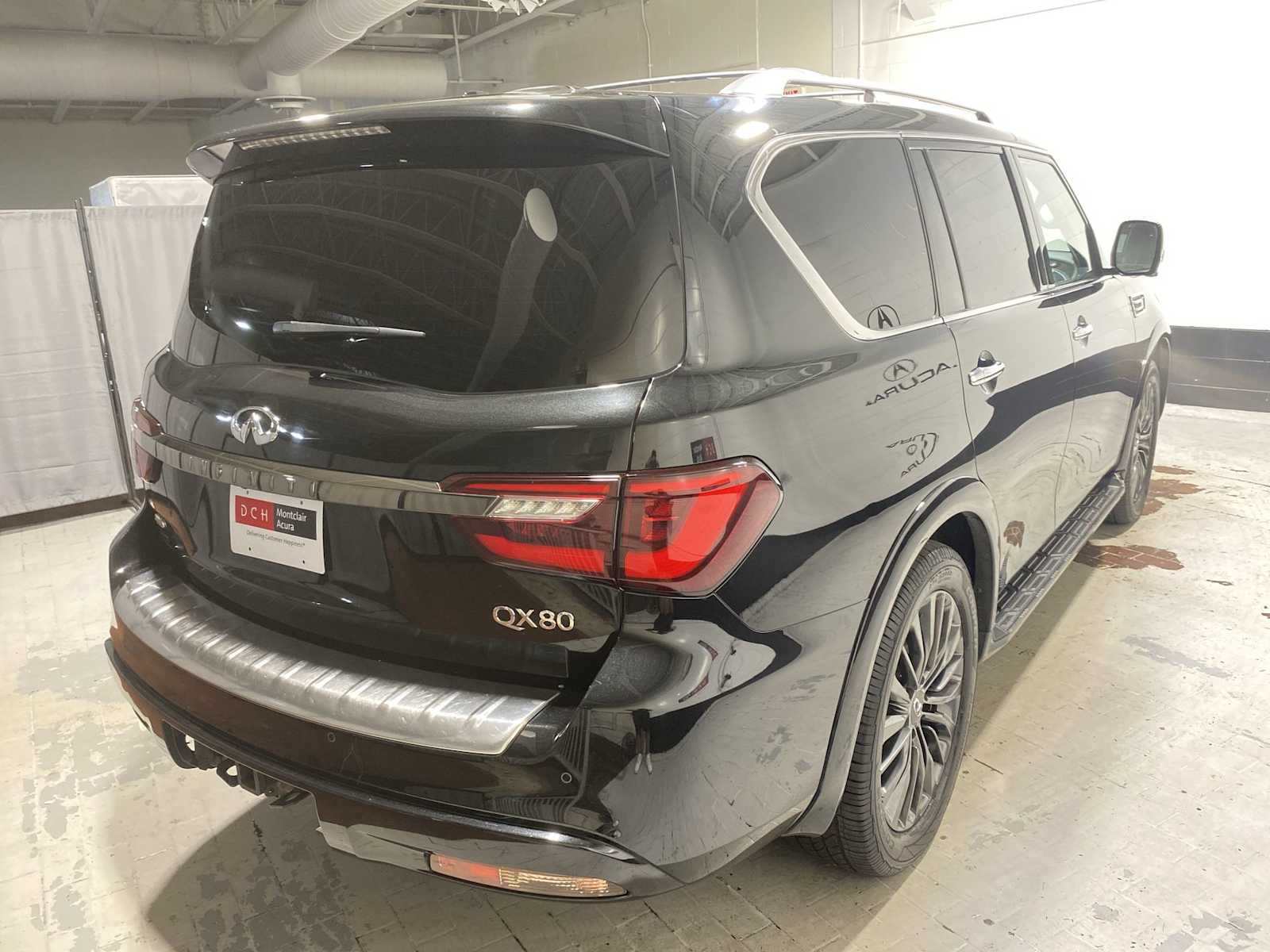 Thumbnail: 2021 INFINITI QX80 - 25