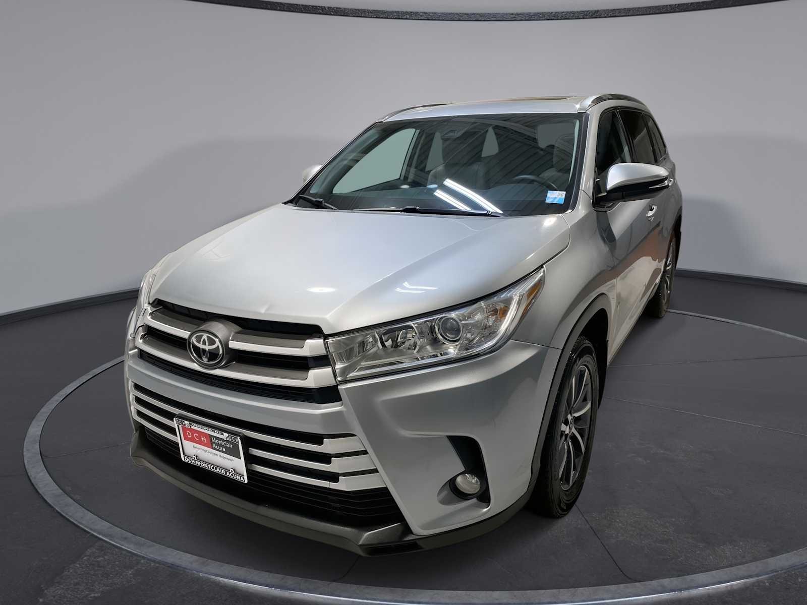 Thumbnail: 2019 Toyota Highlander - 1
