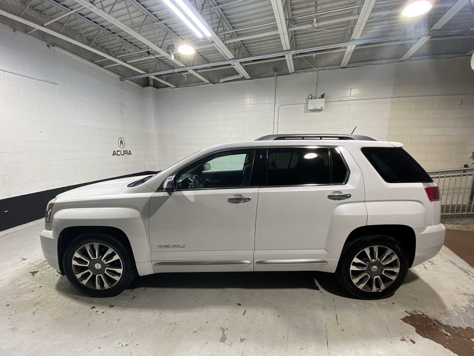 Thumbnail: 2016 GMC Terrain - 3