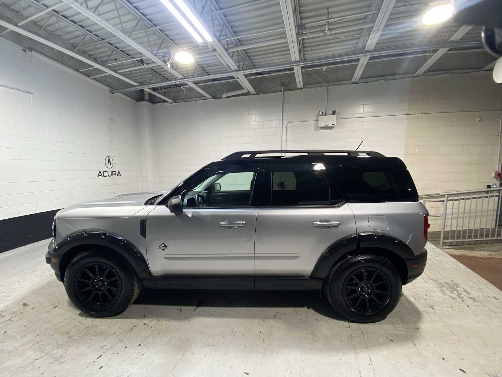 Thumbnail: 2022 Ford Bronco Sport - 3