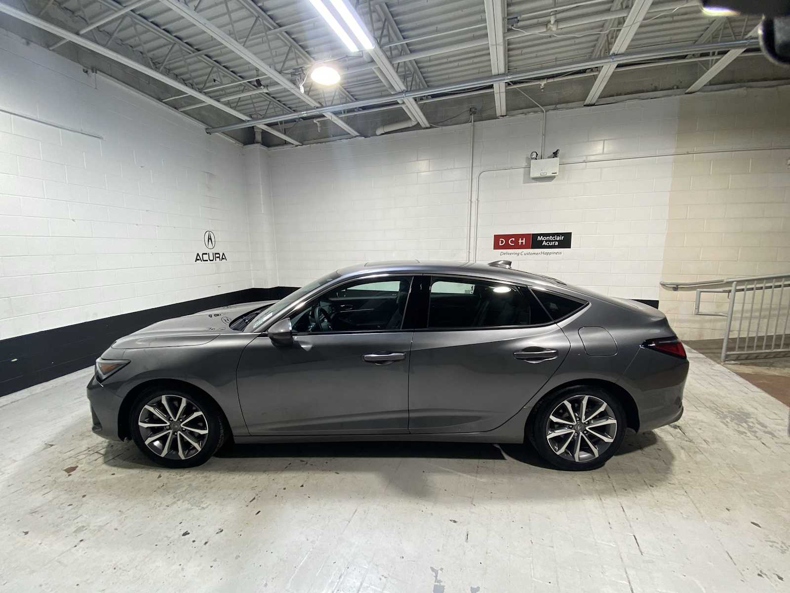 Thumbnail: 2023 Acura Integra - 3