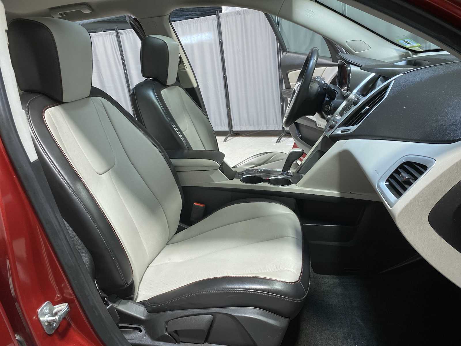 Thumbnail: 2014 GMC Terrain - 14