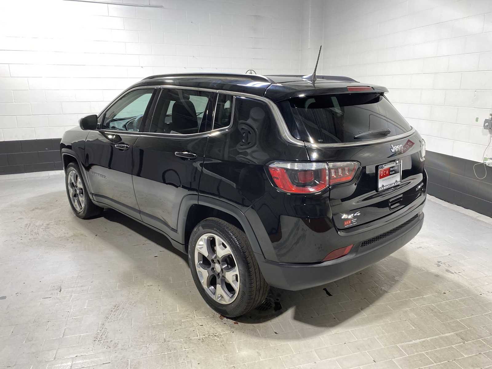 Thumbnail: 2020 Jeep Compass - 4