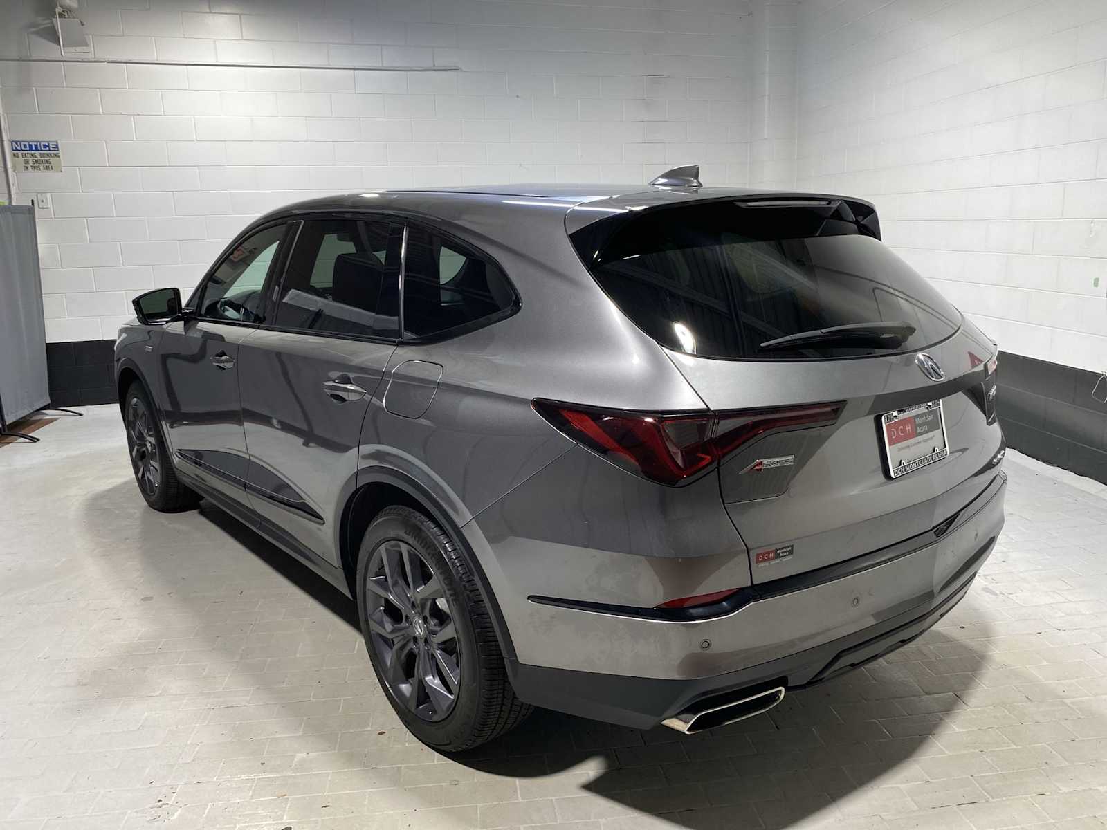 Thumbnail: 2023 Acura MDX - 4