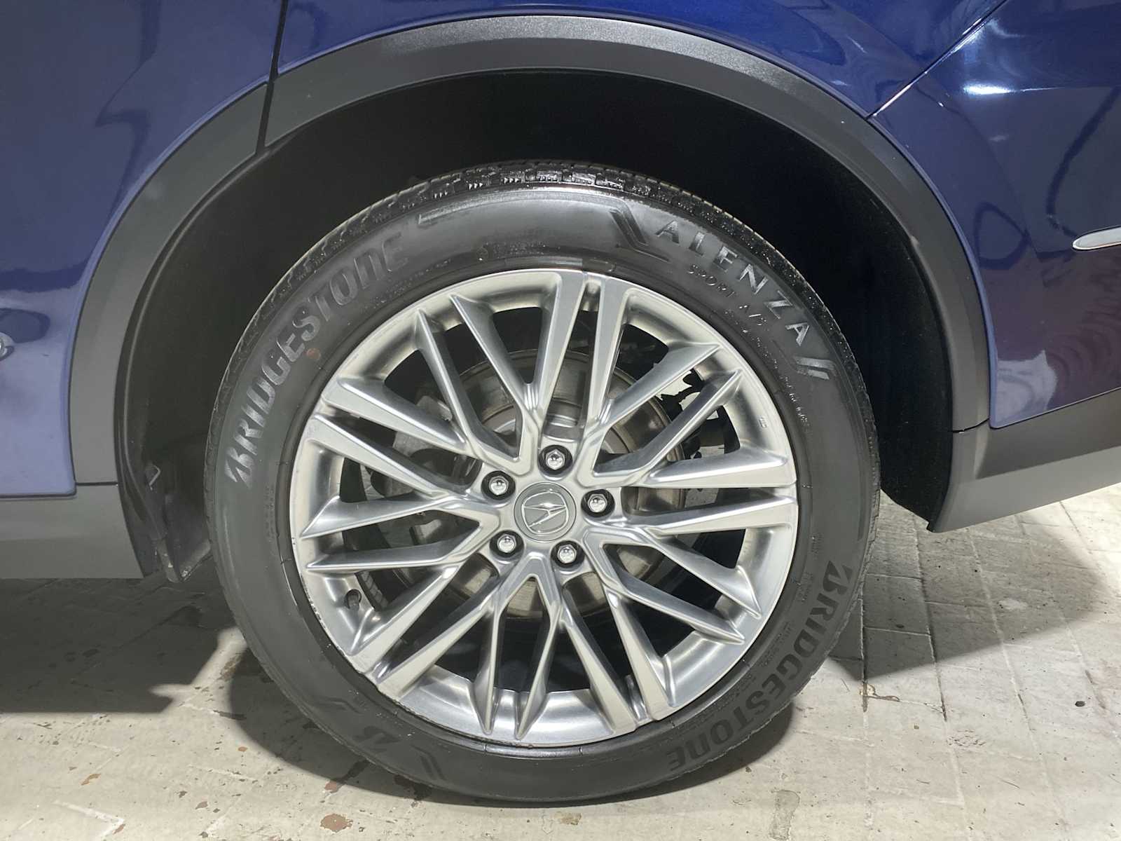 Thumbnail: 2023 Acura MDX - 8