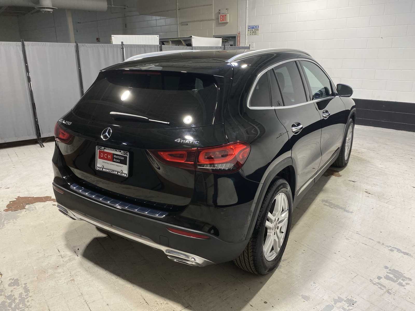 Thumbnail: 2022 Mercedes-Benz GLA - 26