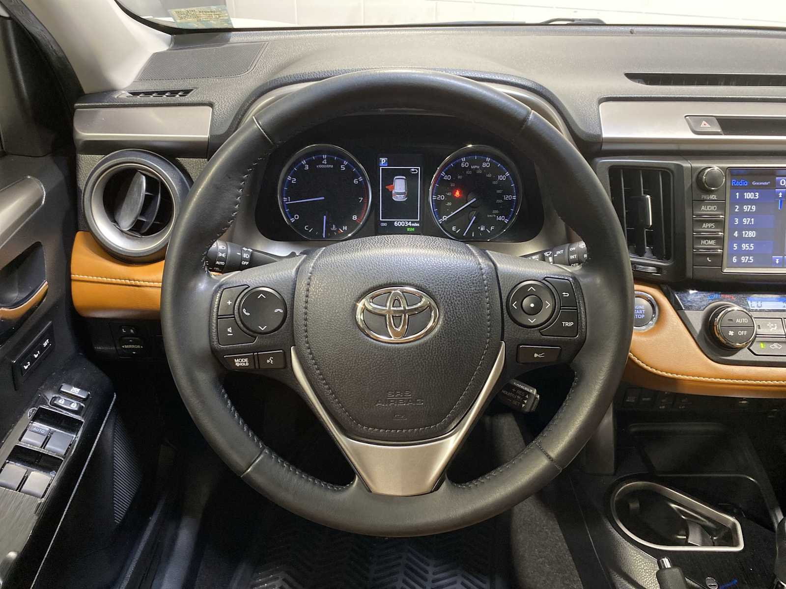 Thumbnail: 2018 Toyota RAV4 - 15