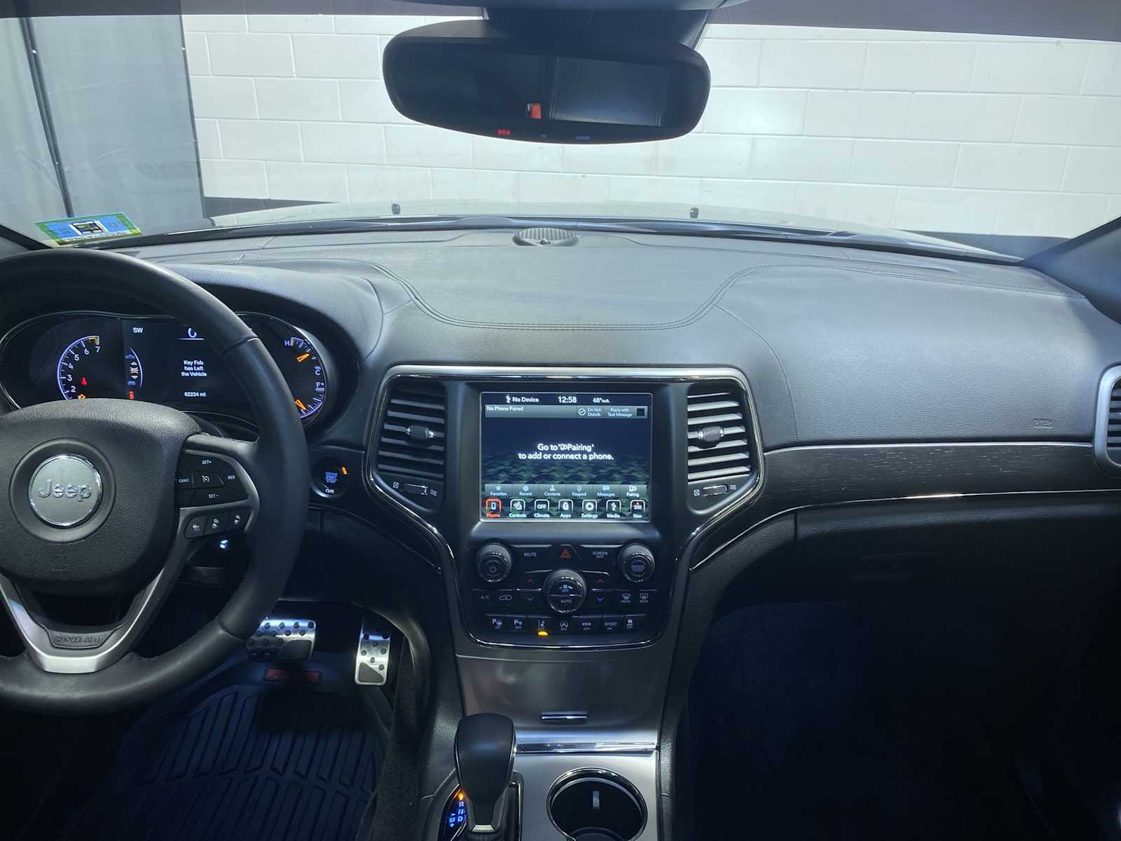 Thumbnail: 2018 Jeep Grand Cherokee - 10