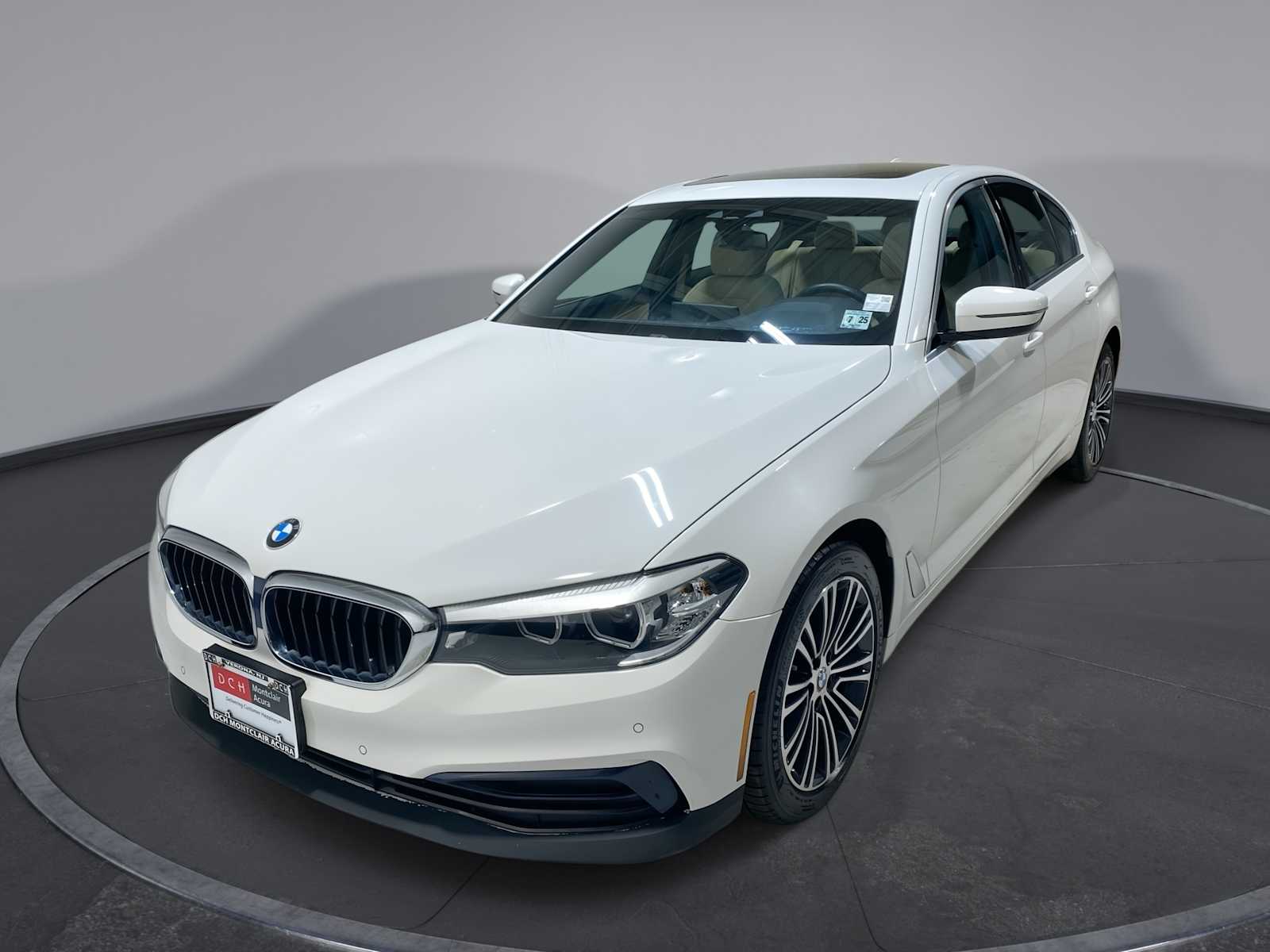 Thumbnail: 2020 BMW 5 Series - 1