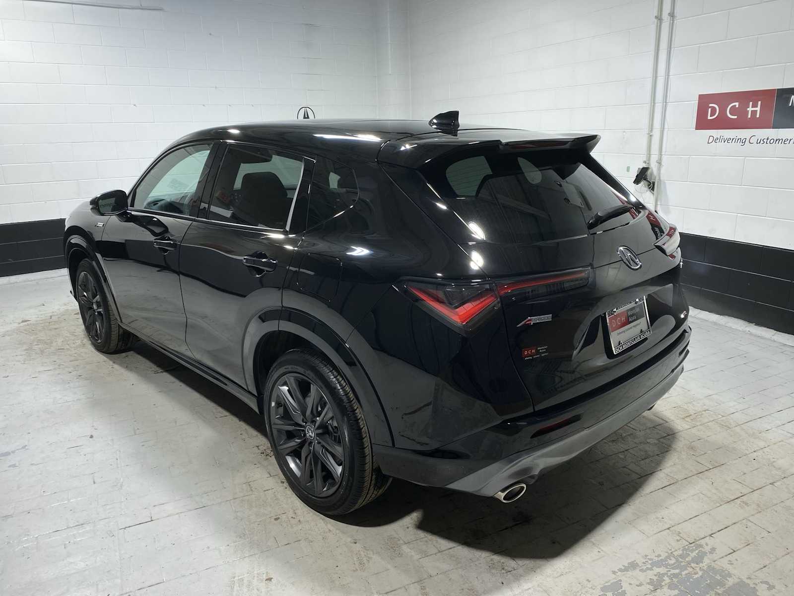 Thumbnail: 2025 Acura ADX - 4