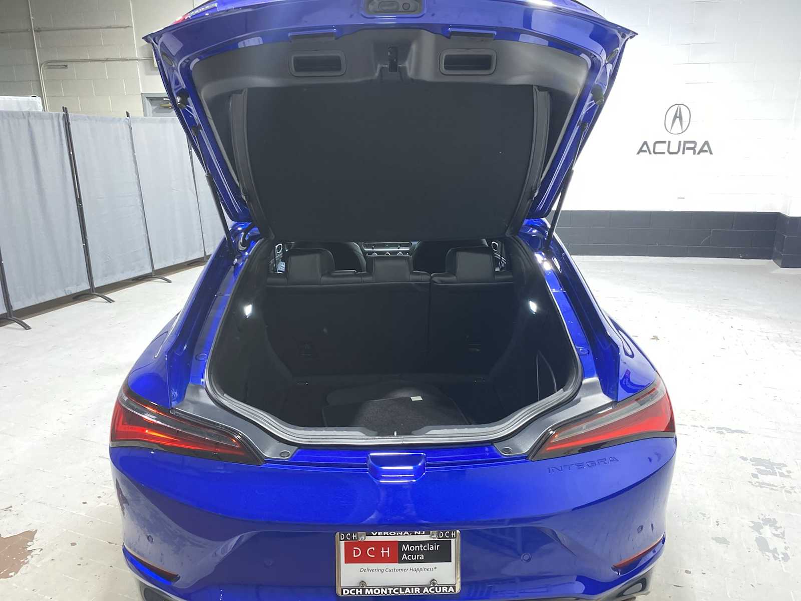 Thumbnail: 2024 Acura Integra - 19
