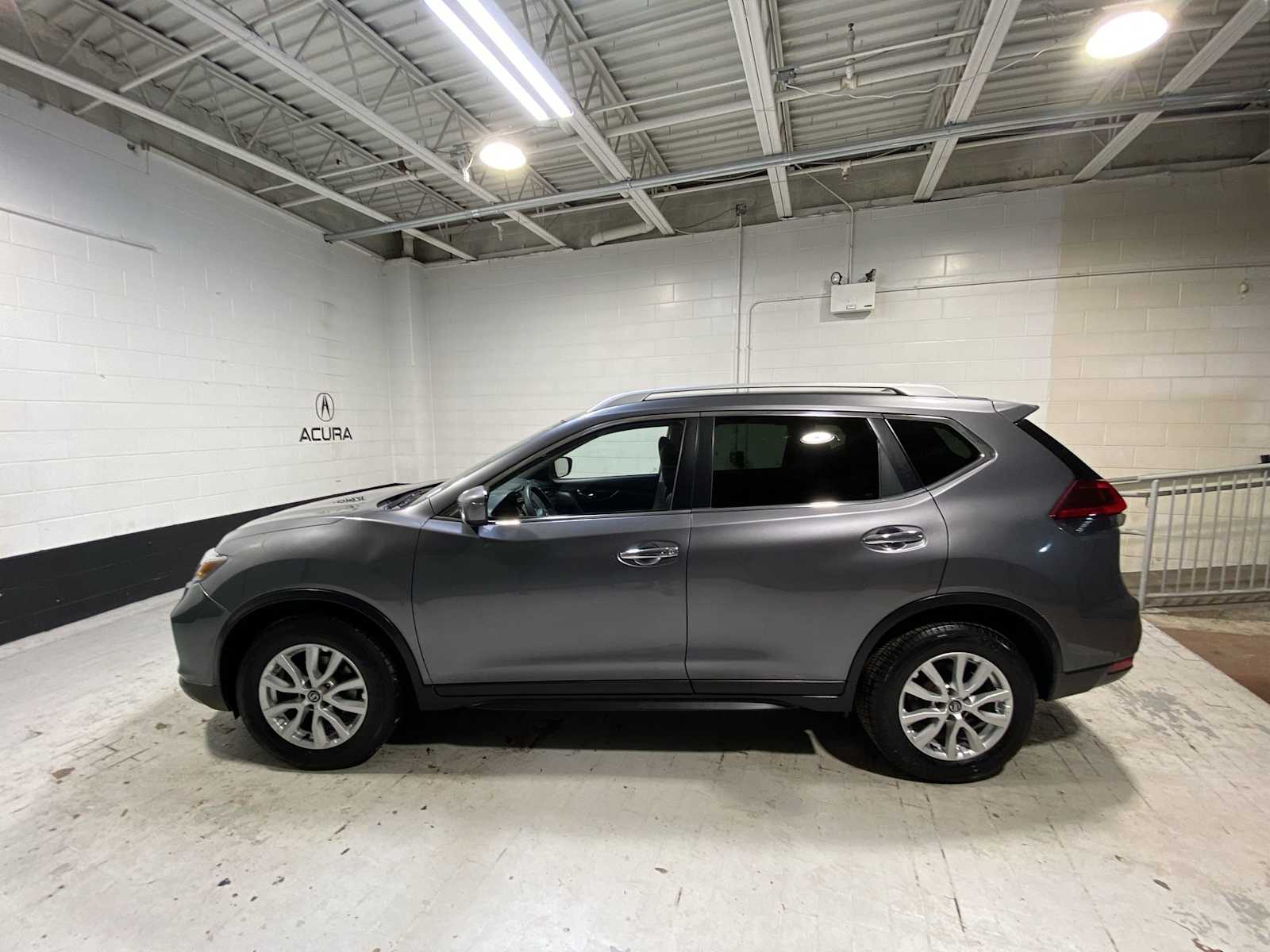 Thumbnail: 2019 Nissan Rogue - 3