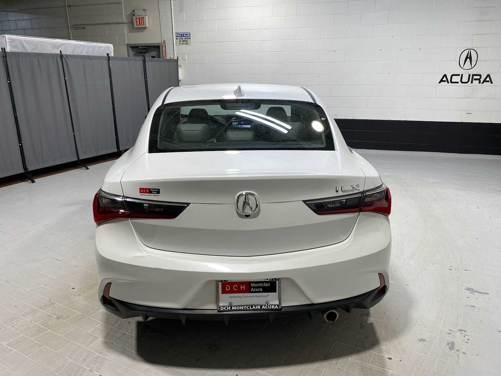 Thumbnail: 2022 Acura ILX - 5
