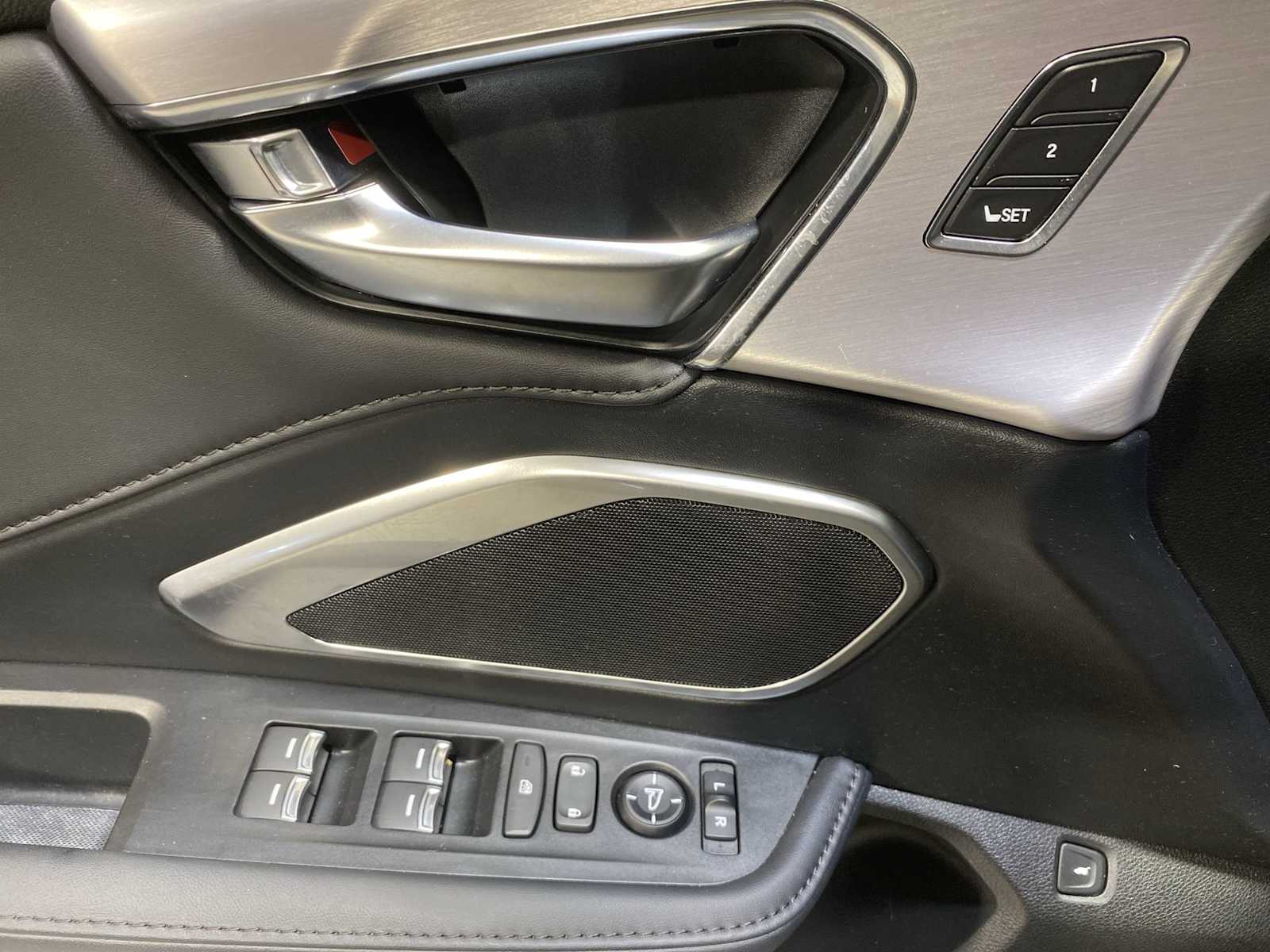 Thumbnail: 2023 Acura RDX - 23