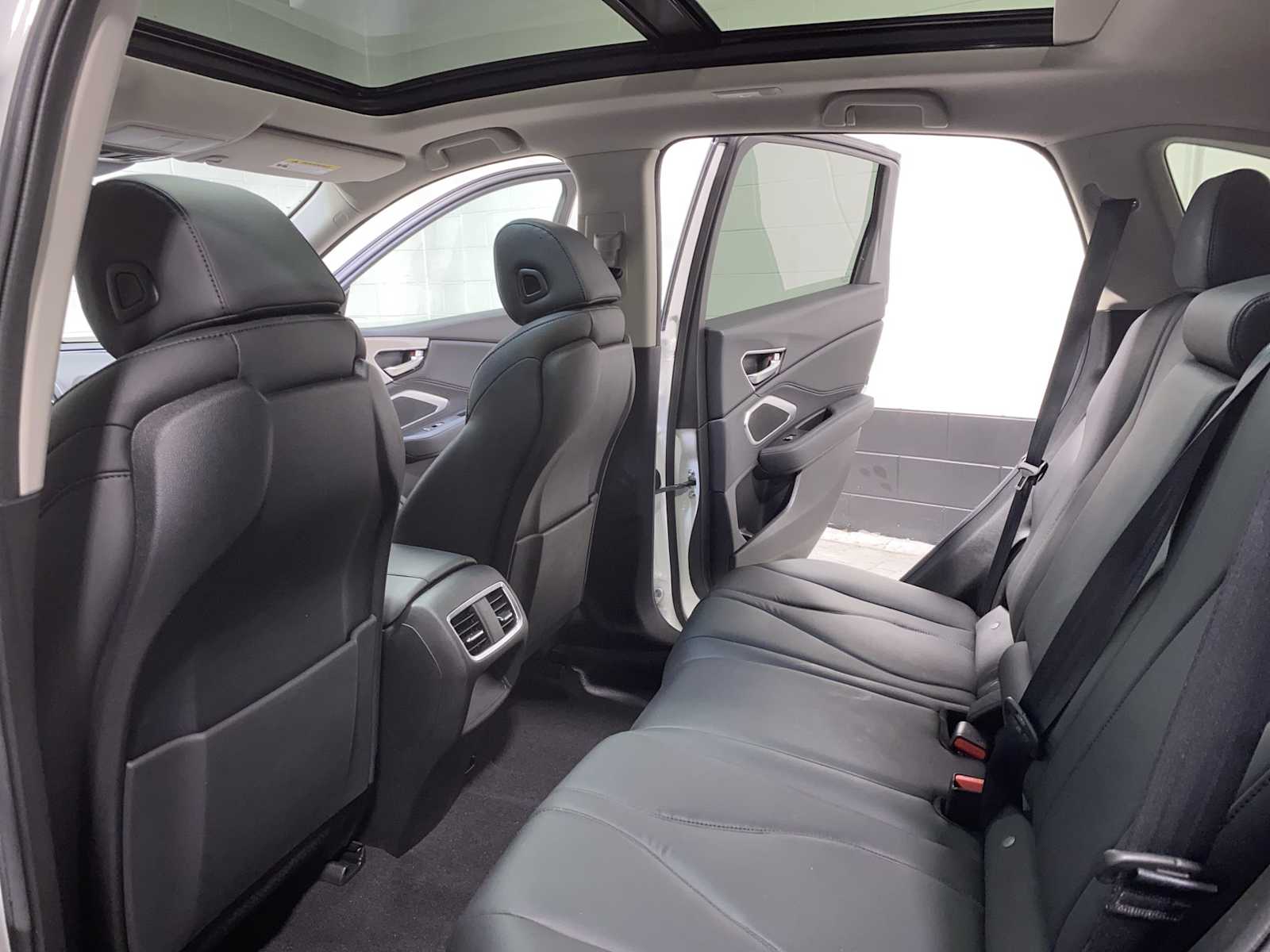 Thumbnail: 2023 Acura RDX - 12