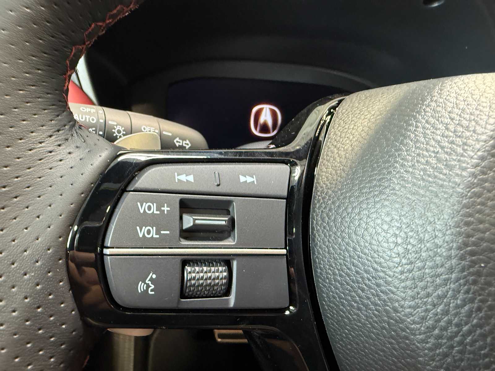 Thumbnail: 2025 Acura ADX - 18