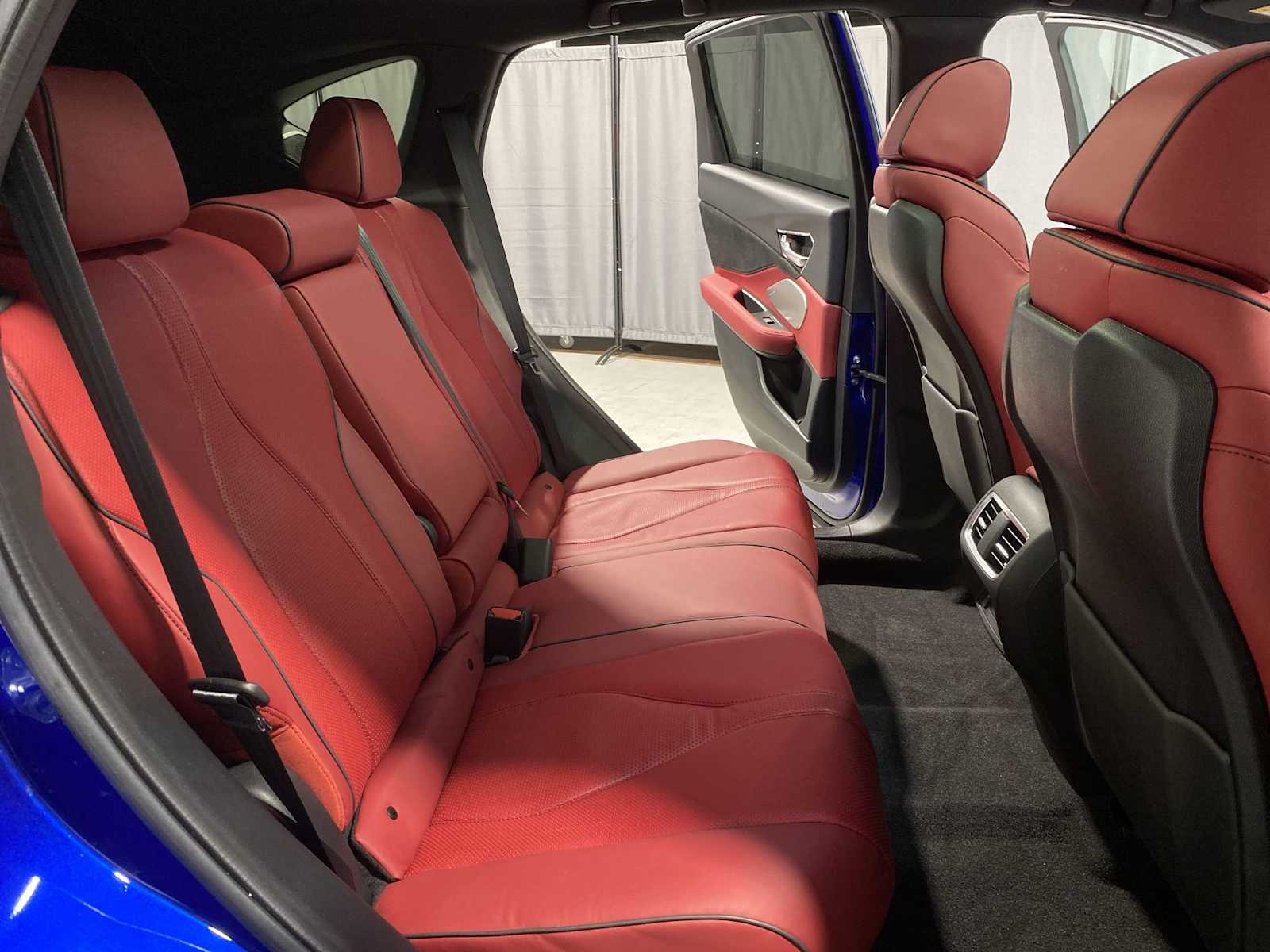 Thumbnail: 2025 Acura RDX - 13