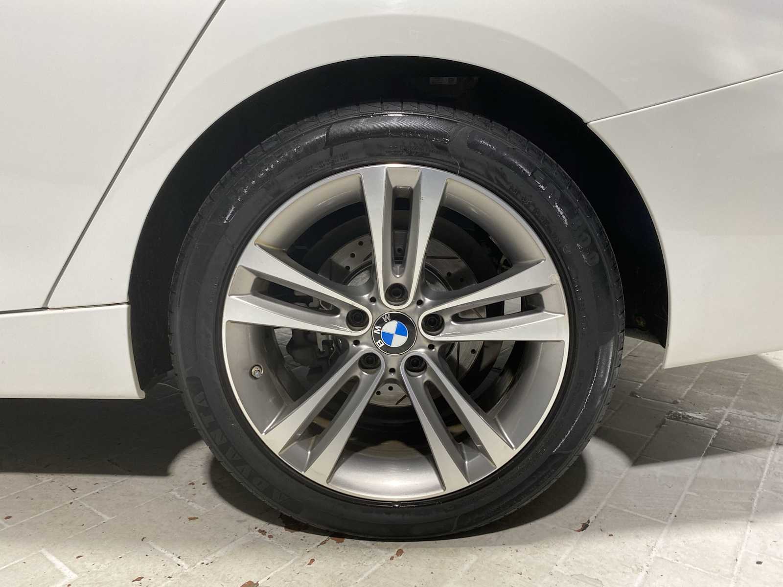 Thumbnail: 2019 BMW 3 Series - 7