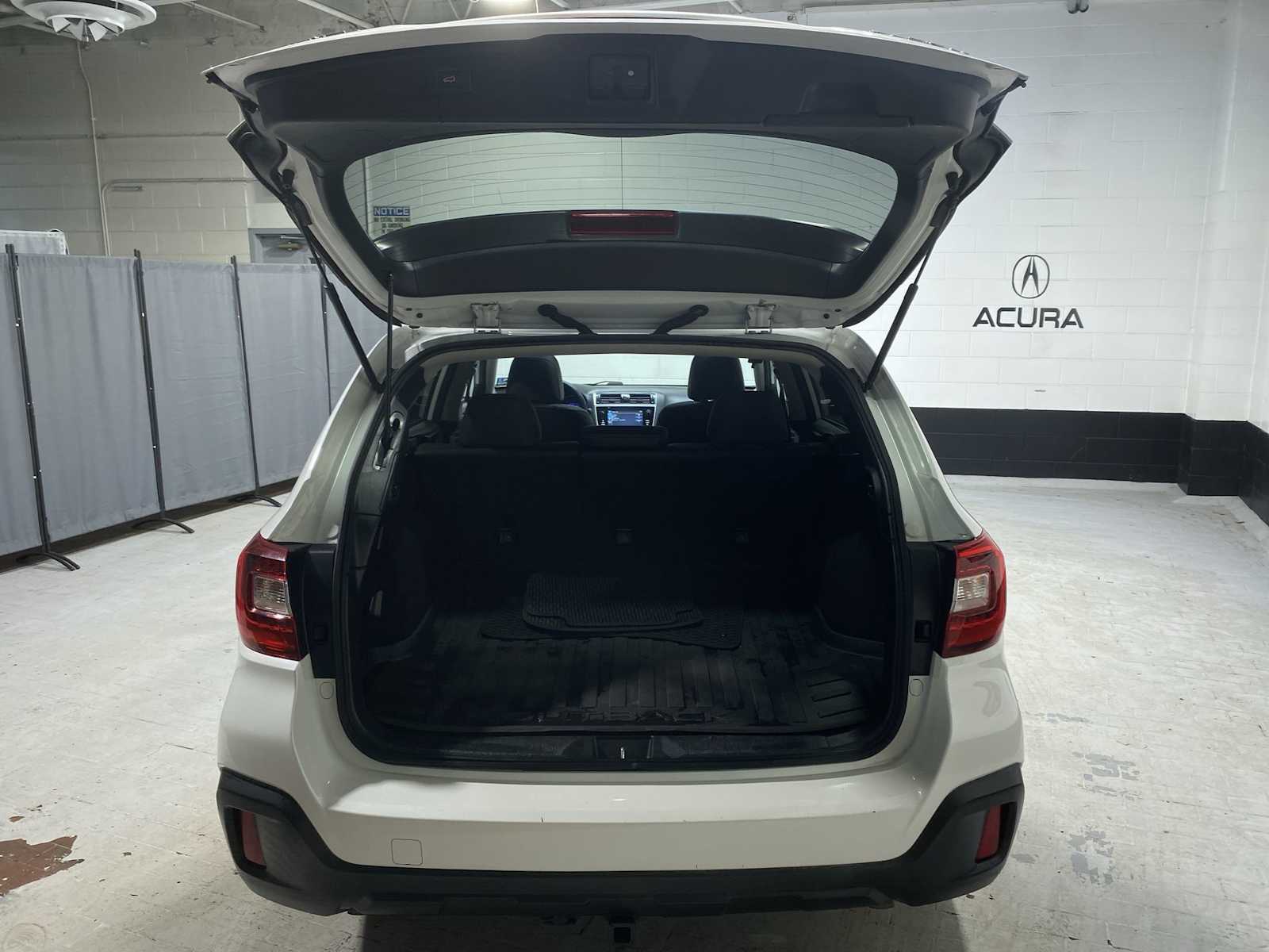 Thumbnail: 2018 Subaru Outback - 19