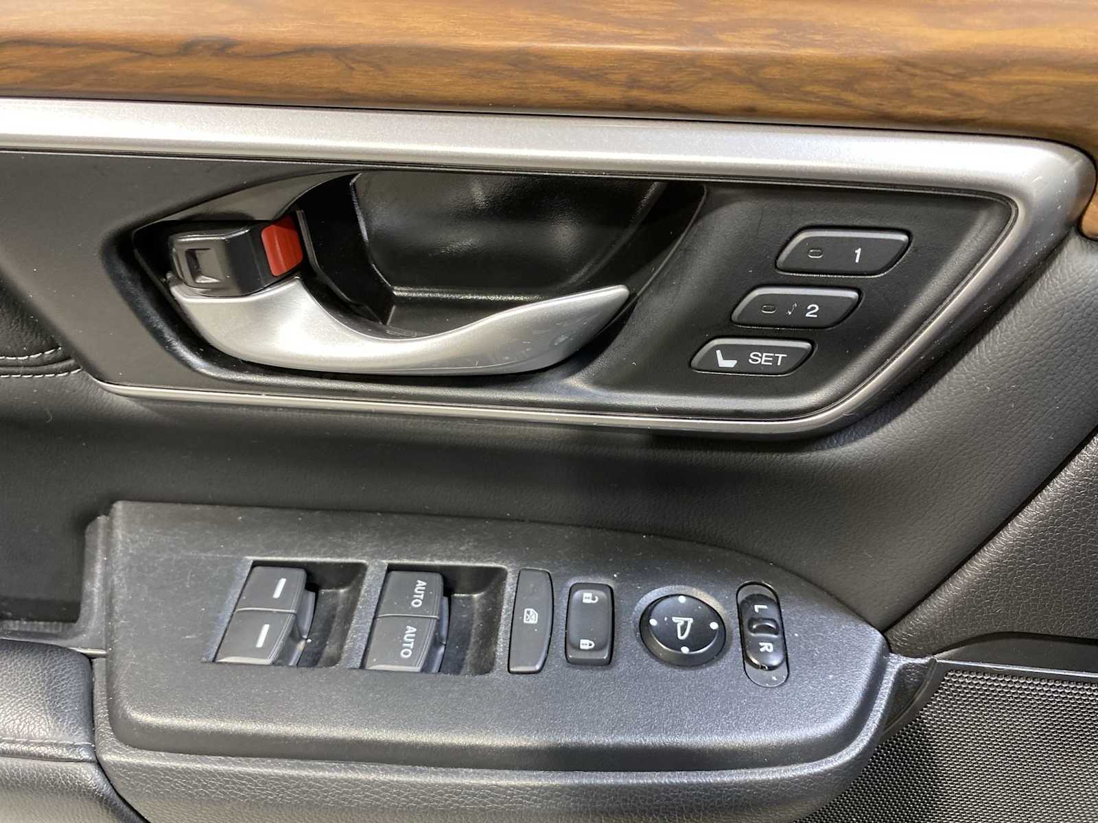 Thumbnail: 2021 Honda CR-V - 23