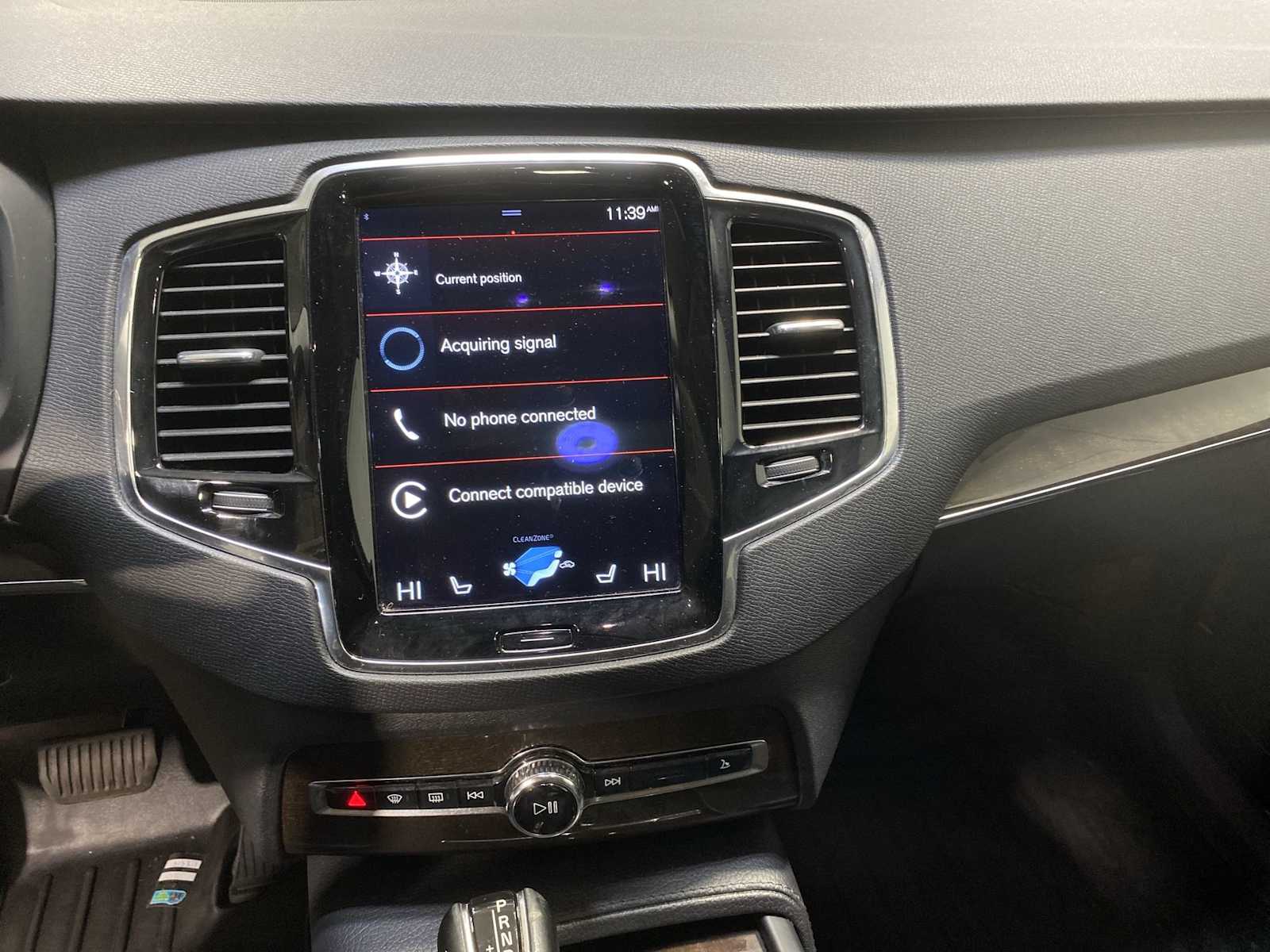 Thumbnail: 2017 Volvo XC90 - 16