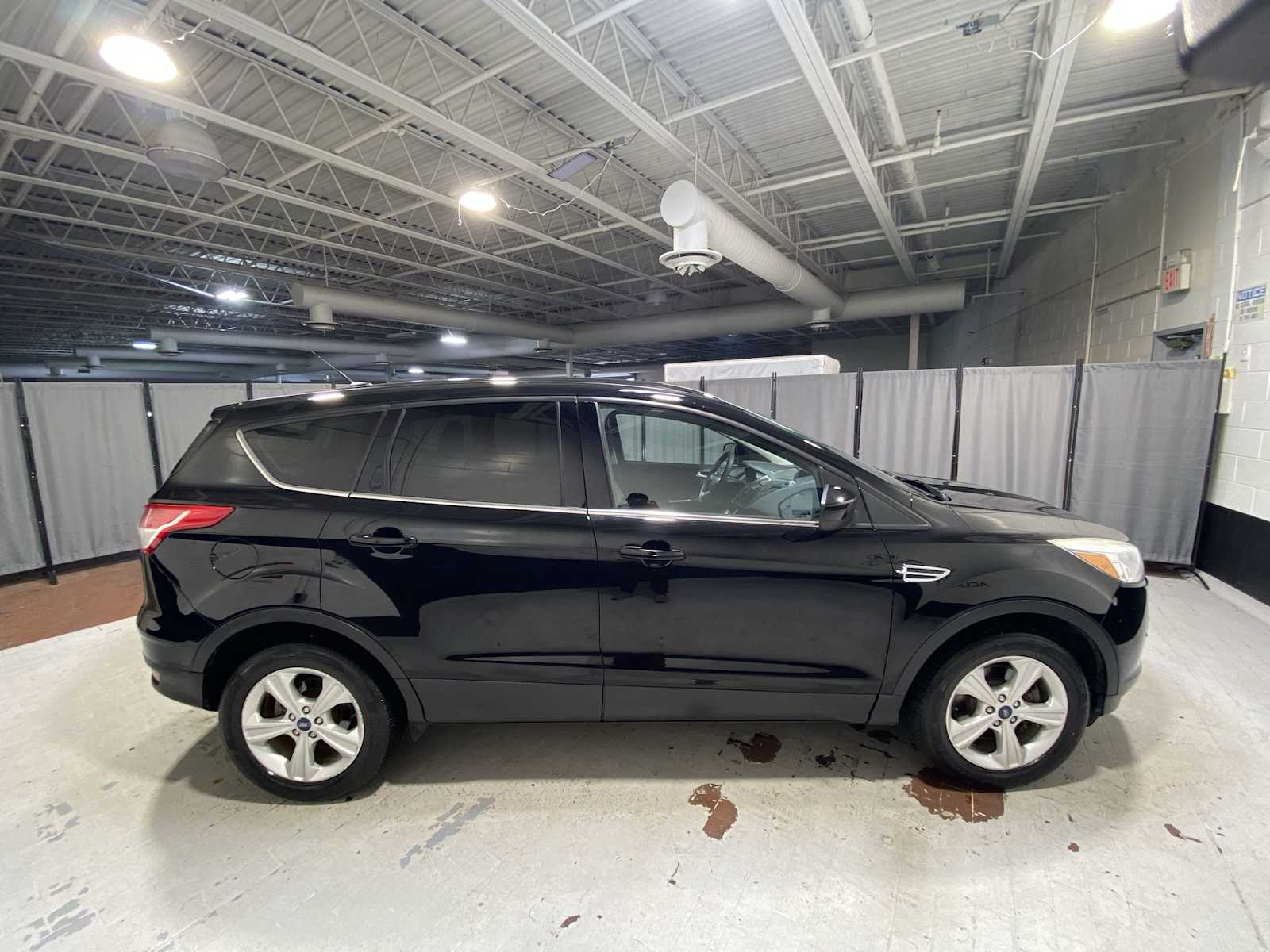 Thumbnail: 2016 Ford Escape - 27