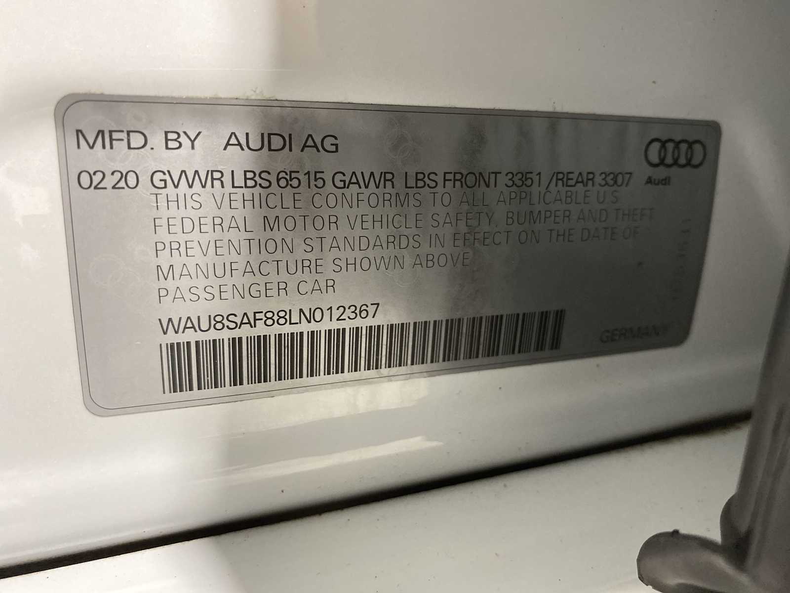 Thumbnail: 2020 Audi S8 - 21