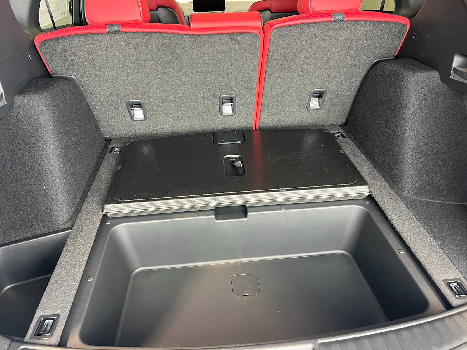 Thumbnail: 2026 Acura RDX - 33